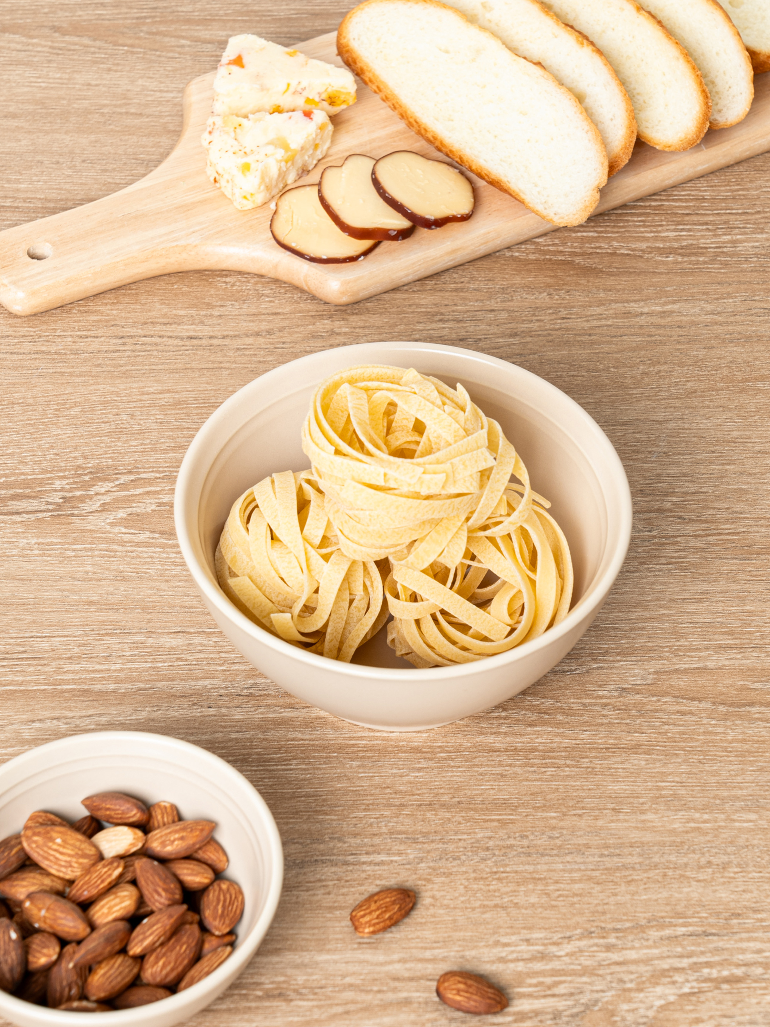 Bend line embossed bowl (approx. 13 cm)