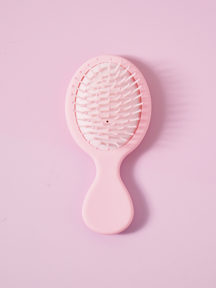 Matte handle hairbrush S