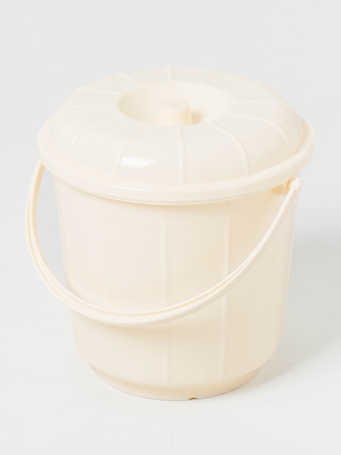 Round bucket with lid 3 L