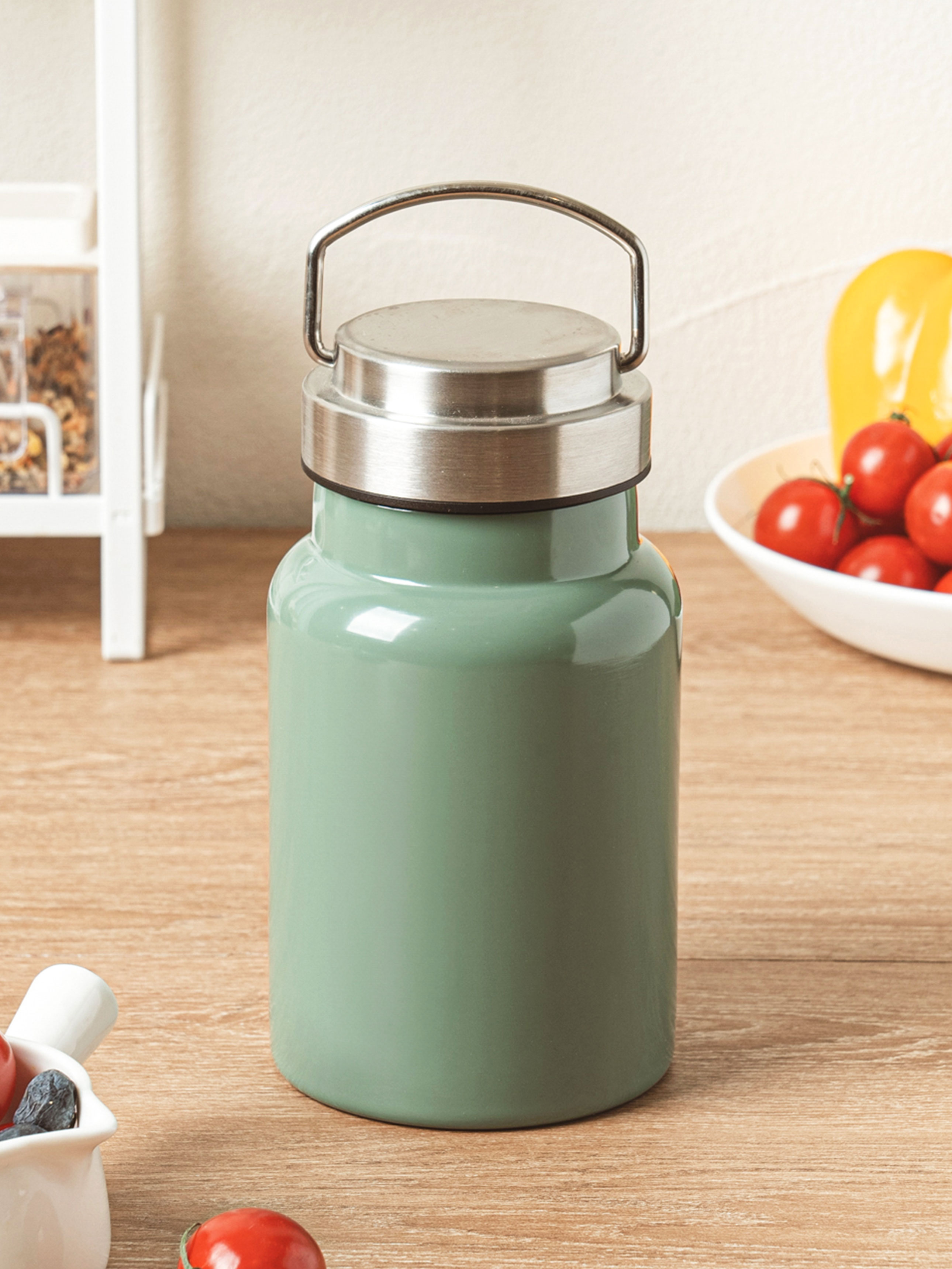 Stainless steel wire handle bamboo bucket