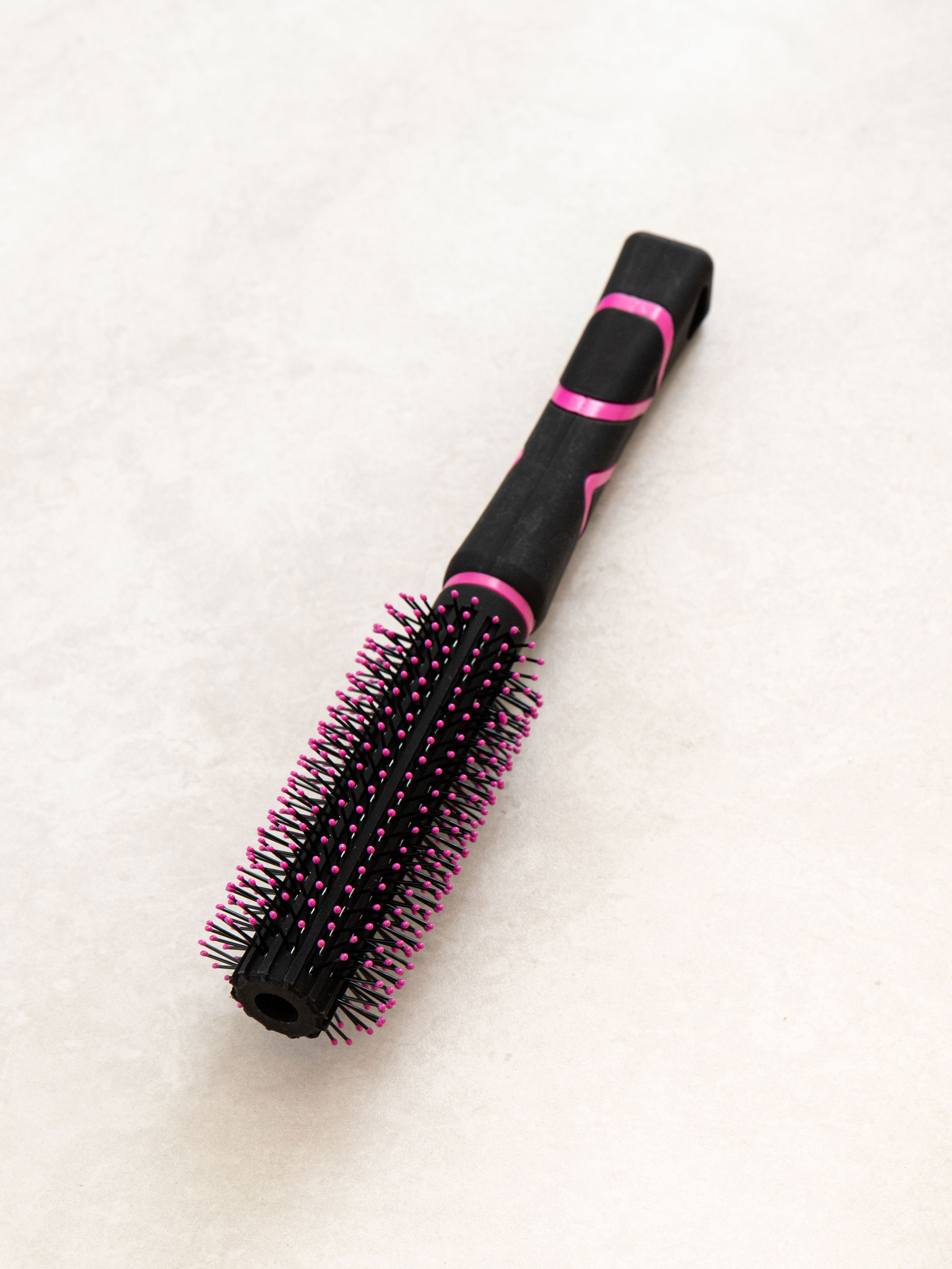 roll cushion brush