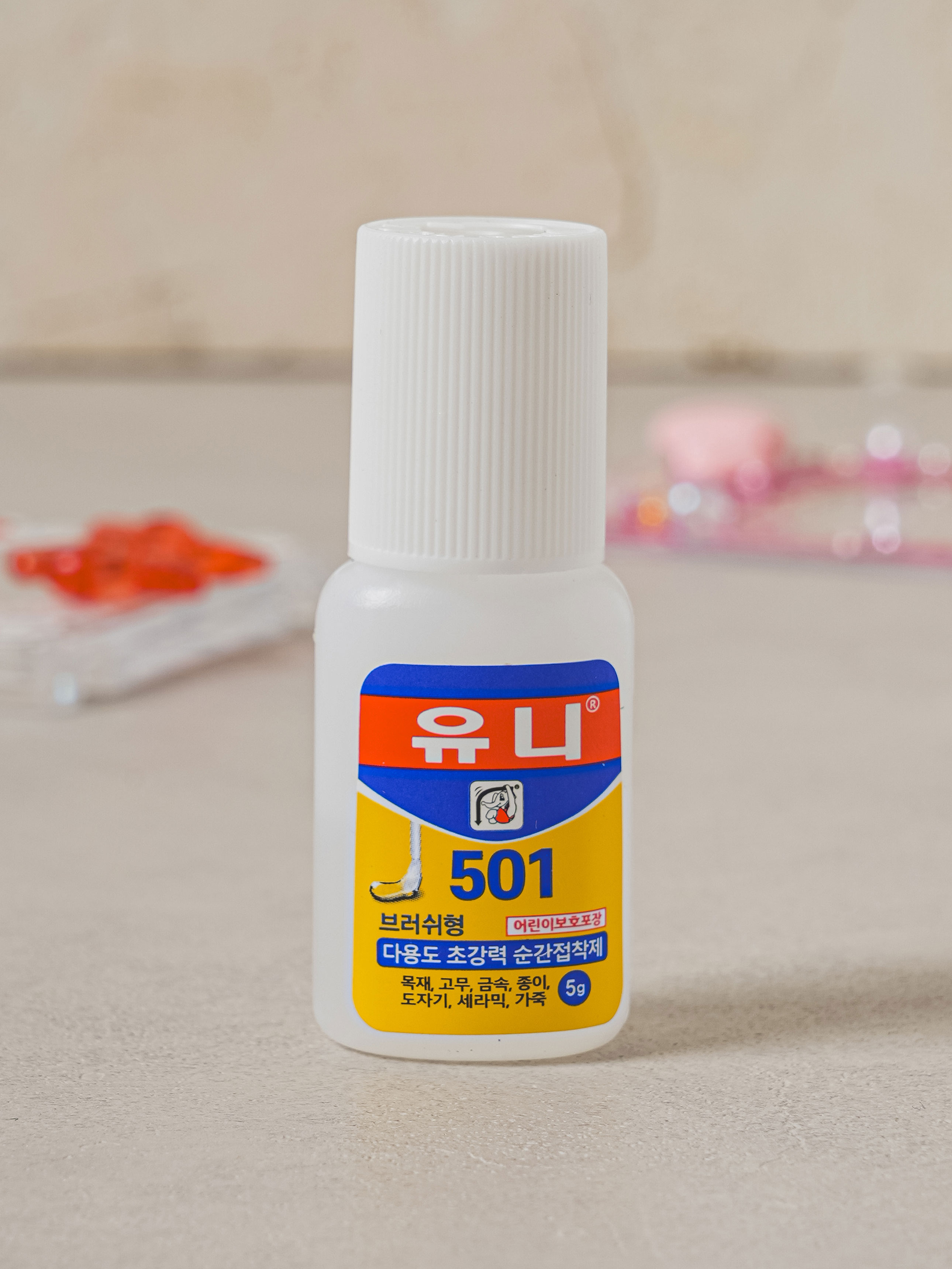 Uni brush type instant adhesive 5g