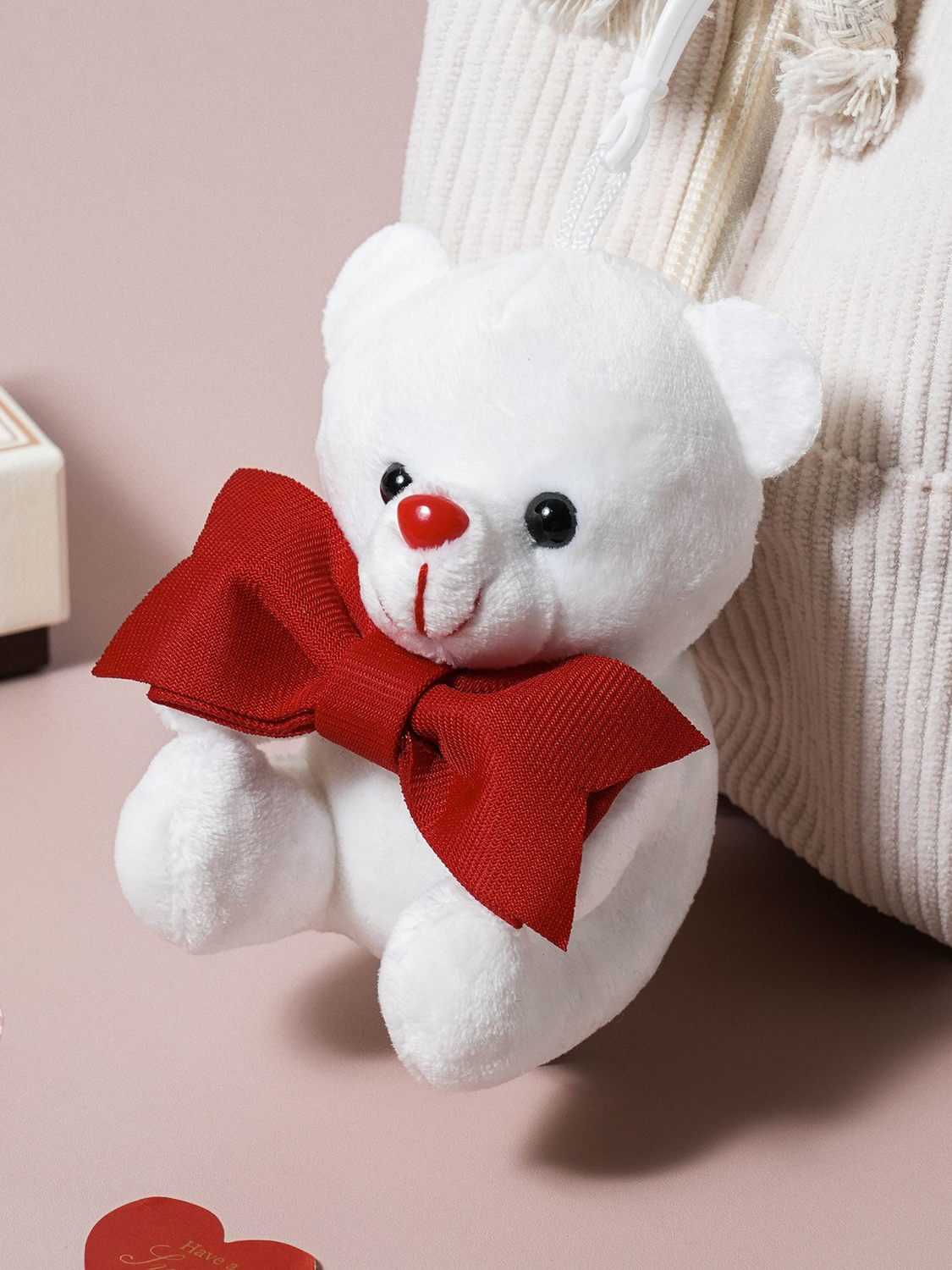 Ribbon point teddy bear hanging doll ivory