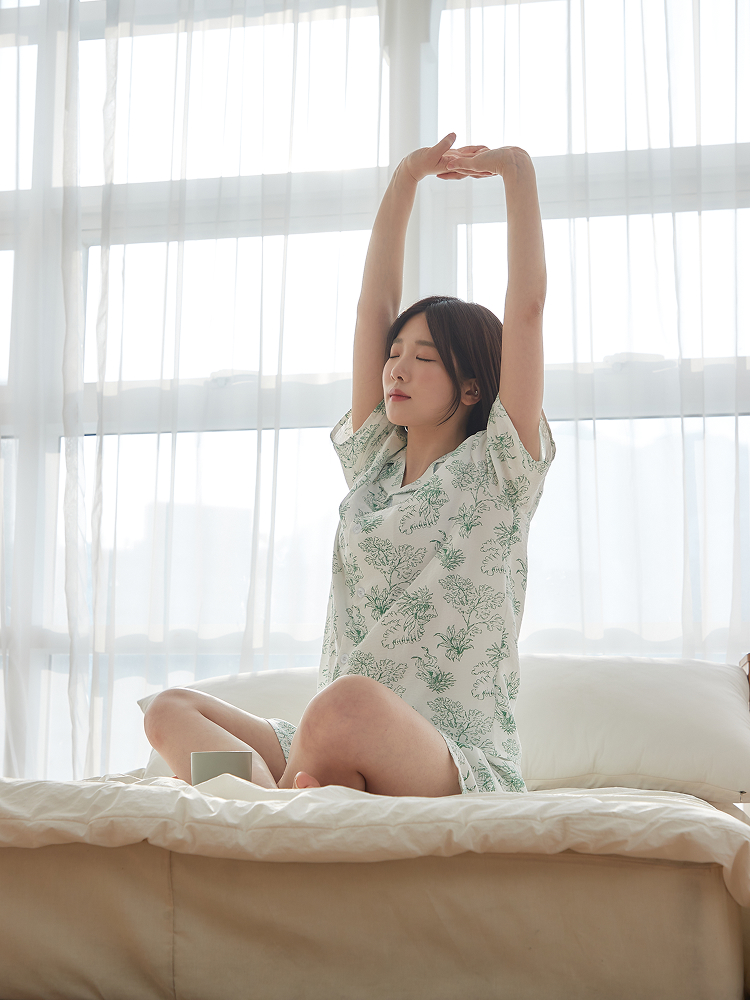 [Common] Pattern Point Summer Bottoms M Green