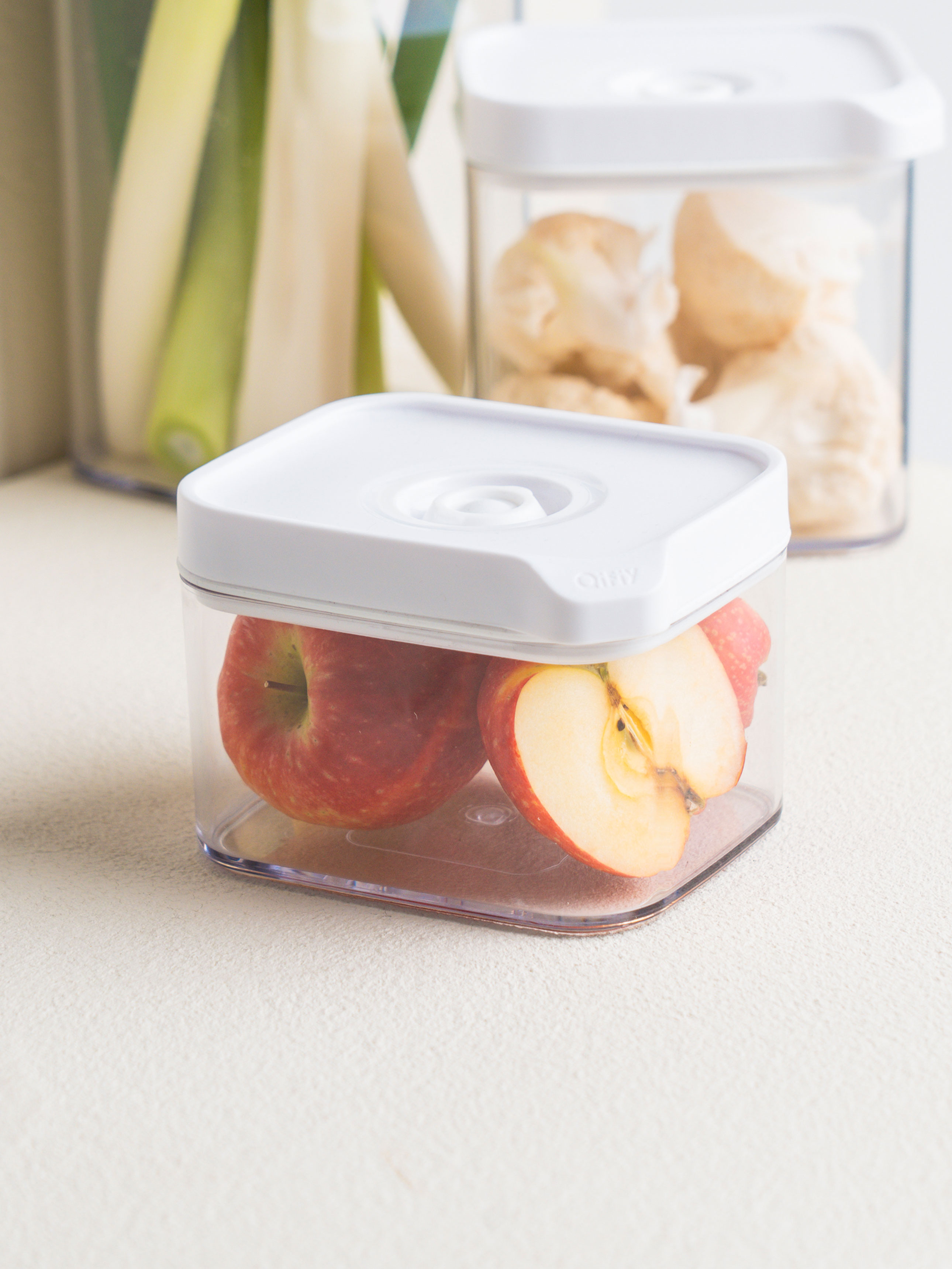 400 ml vacuum storage container