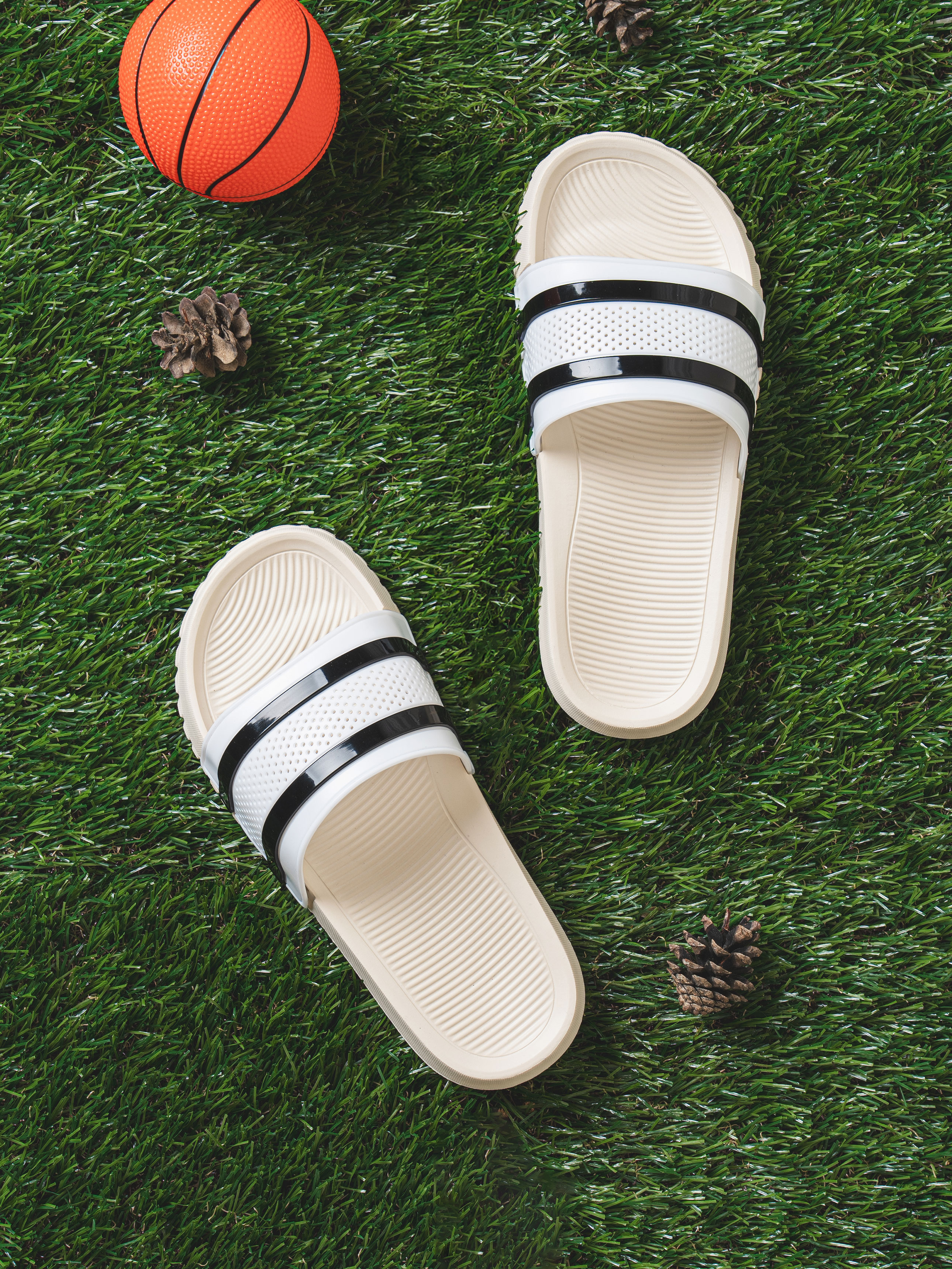 Lee Seon Slippers 230~250 mm