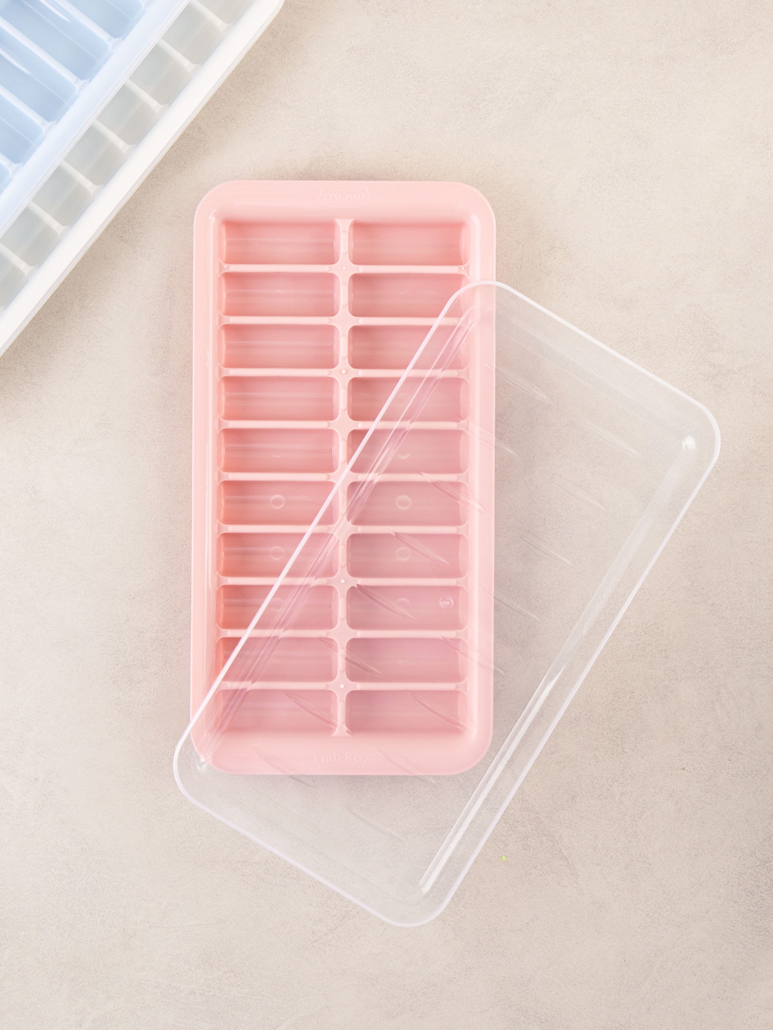 20 ice trays