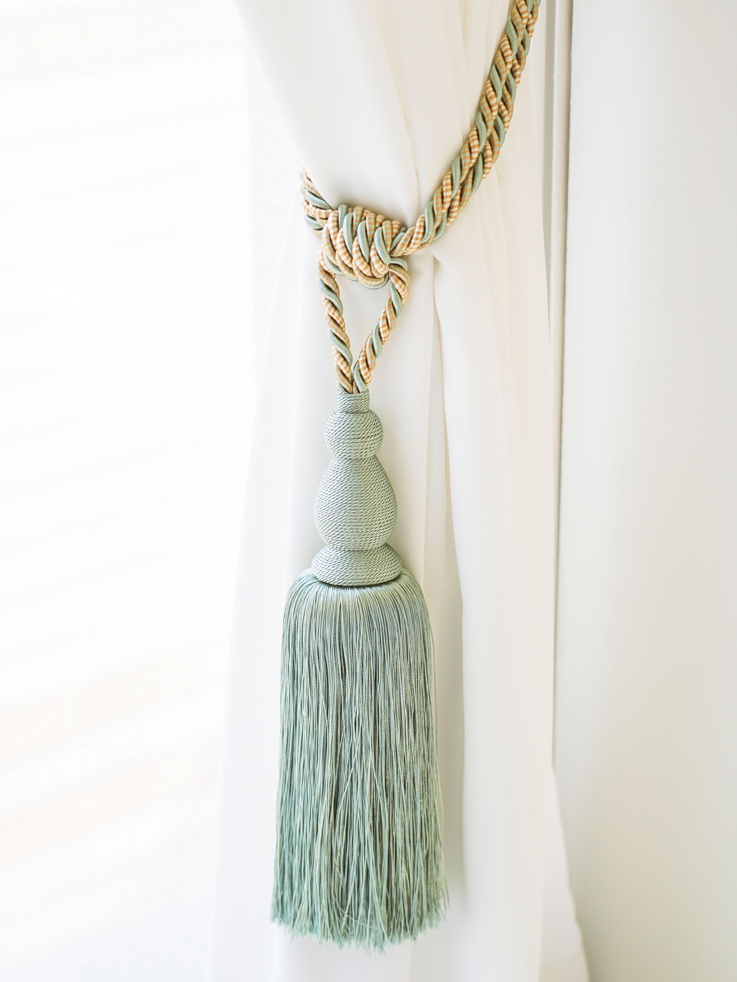 Tassel Point Long Curtain Tie Green