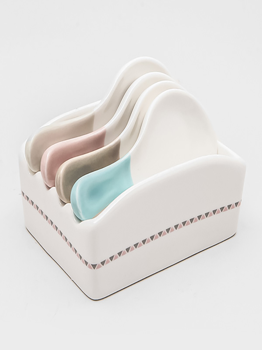 4 Newborn color spoon rests