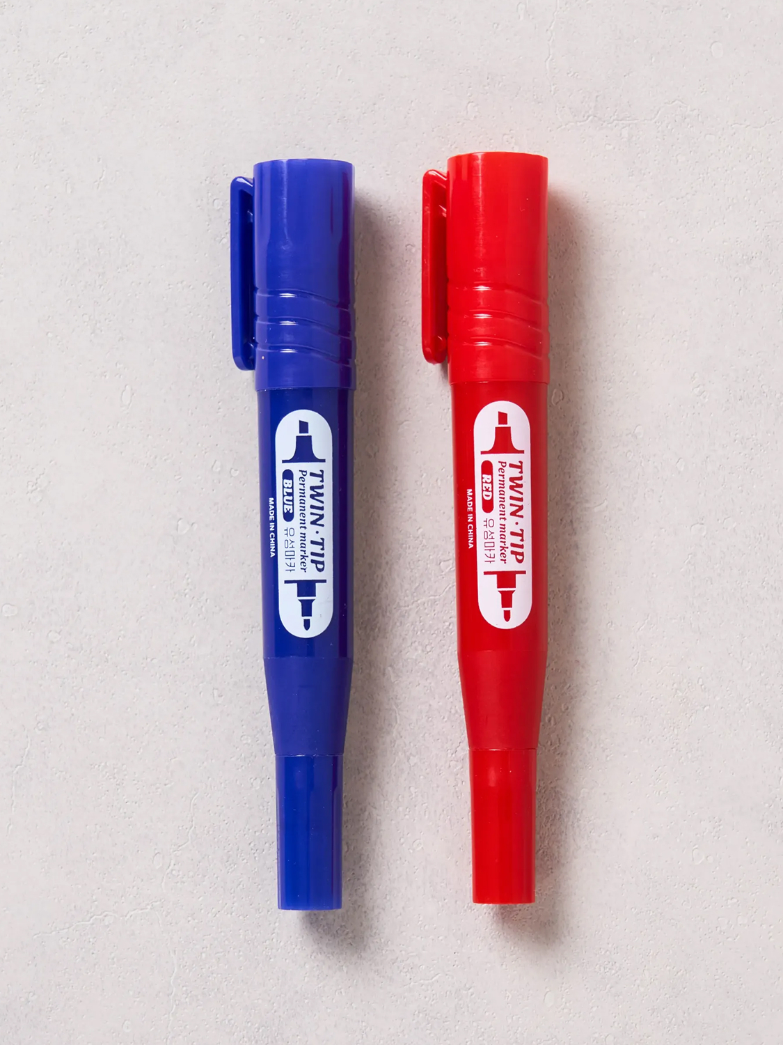 Twin oil-based marker 2 pcs blue red