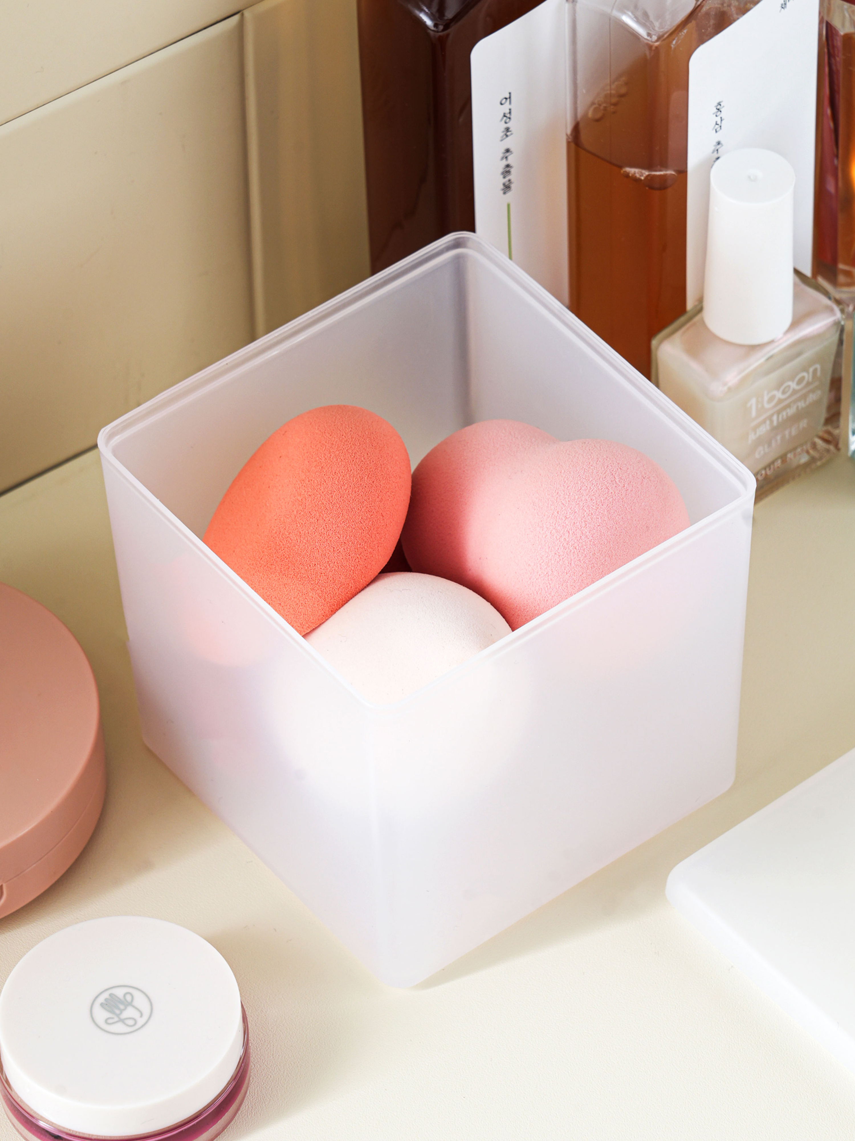 Small item organizer (8.5*8.5*10 cm)
