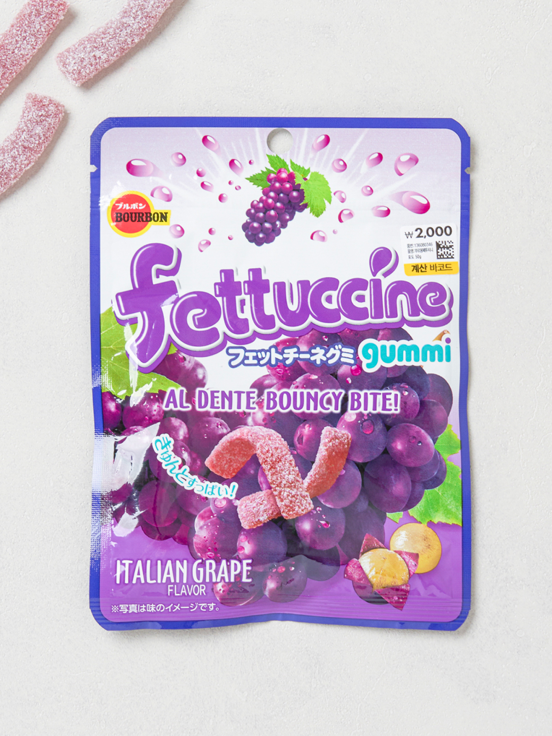 50 g Bourbon fettuccine grapes