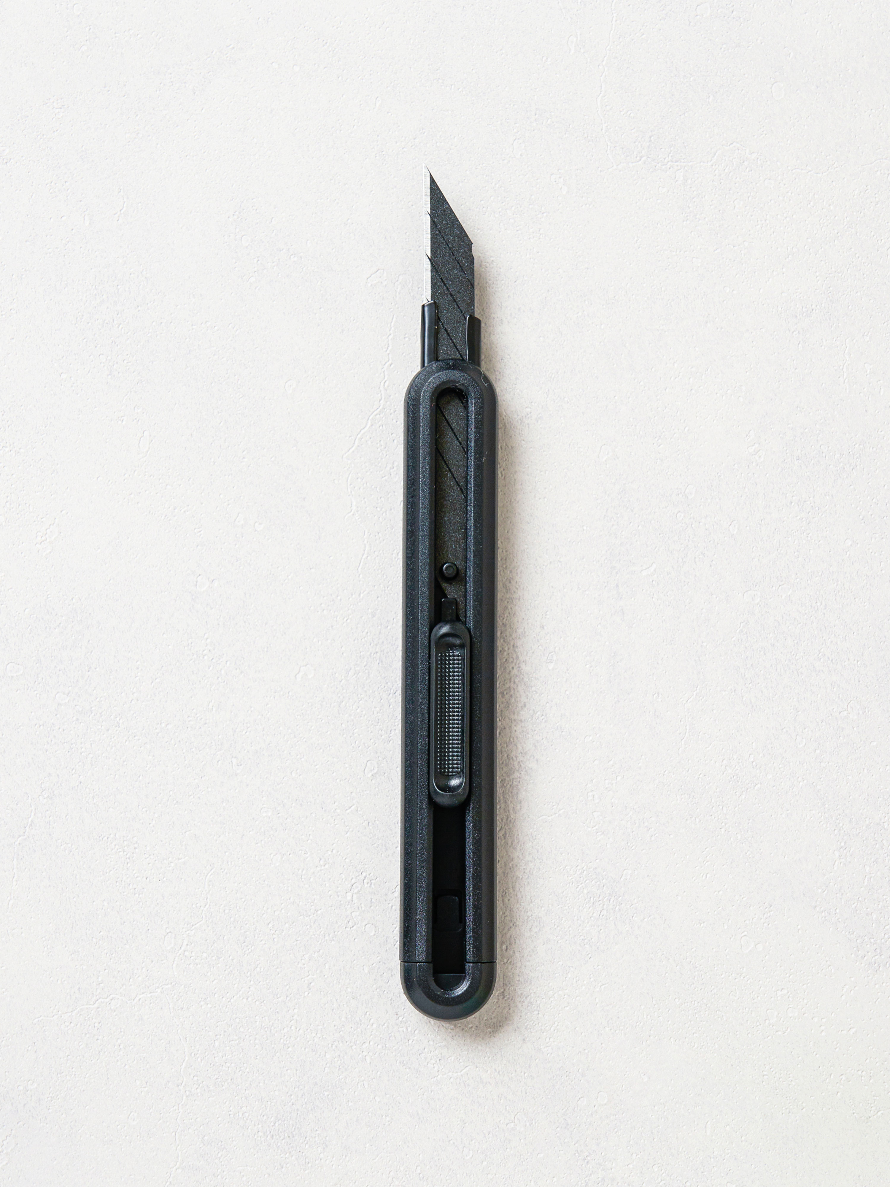 30 degree fluorine coated cutter knife 9 mm