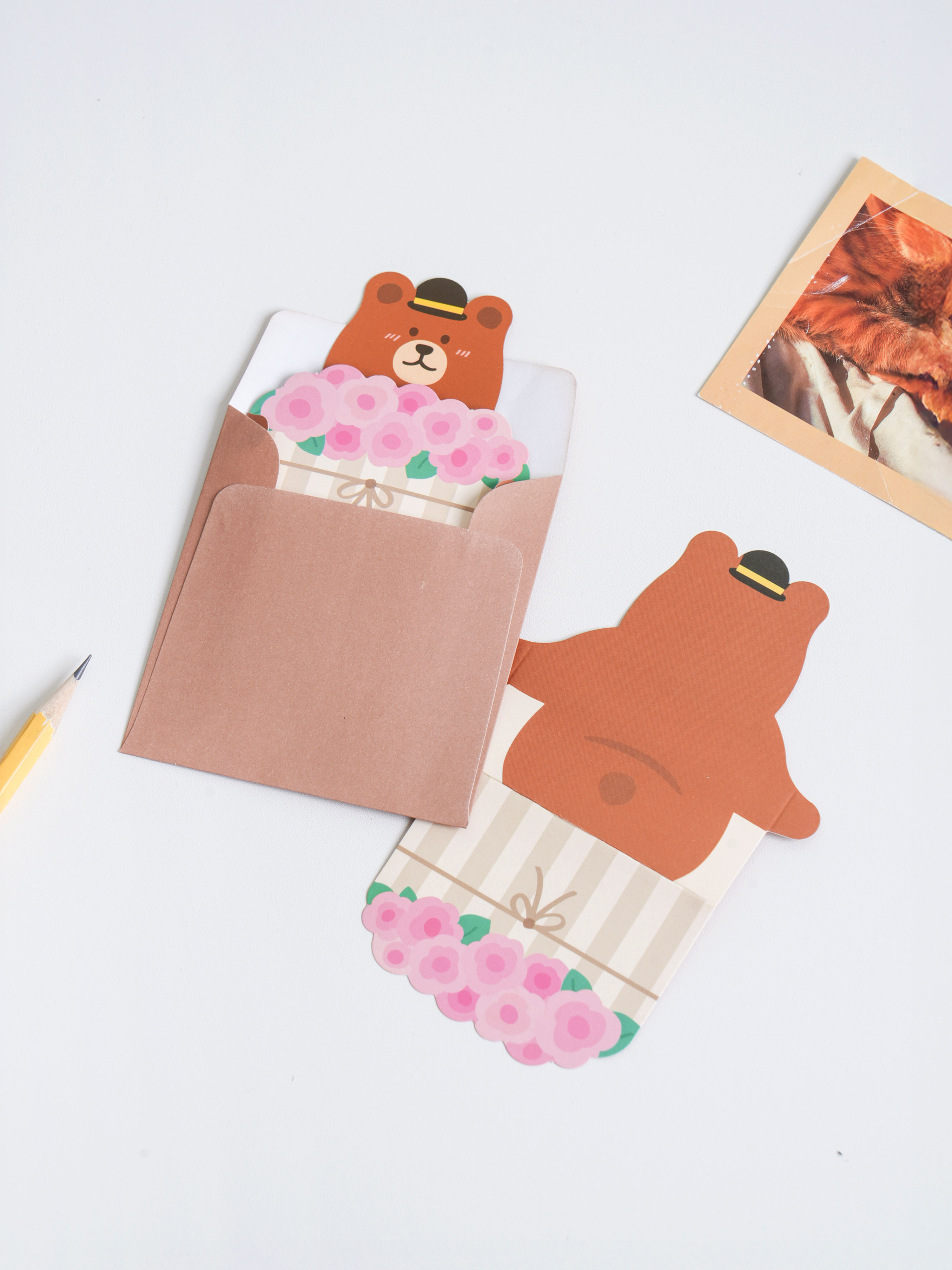 2 character mini cards brown