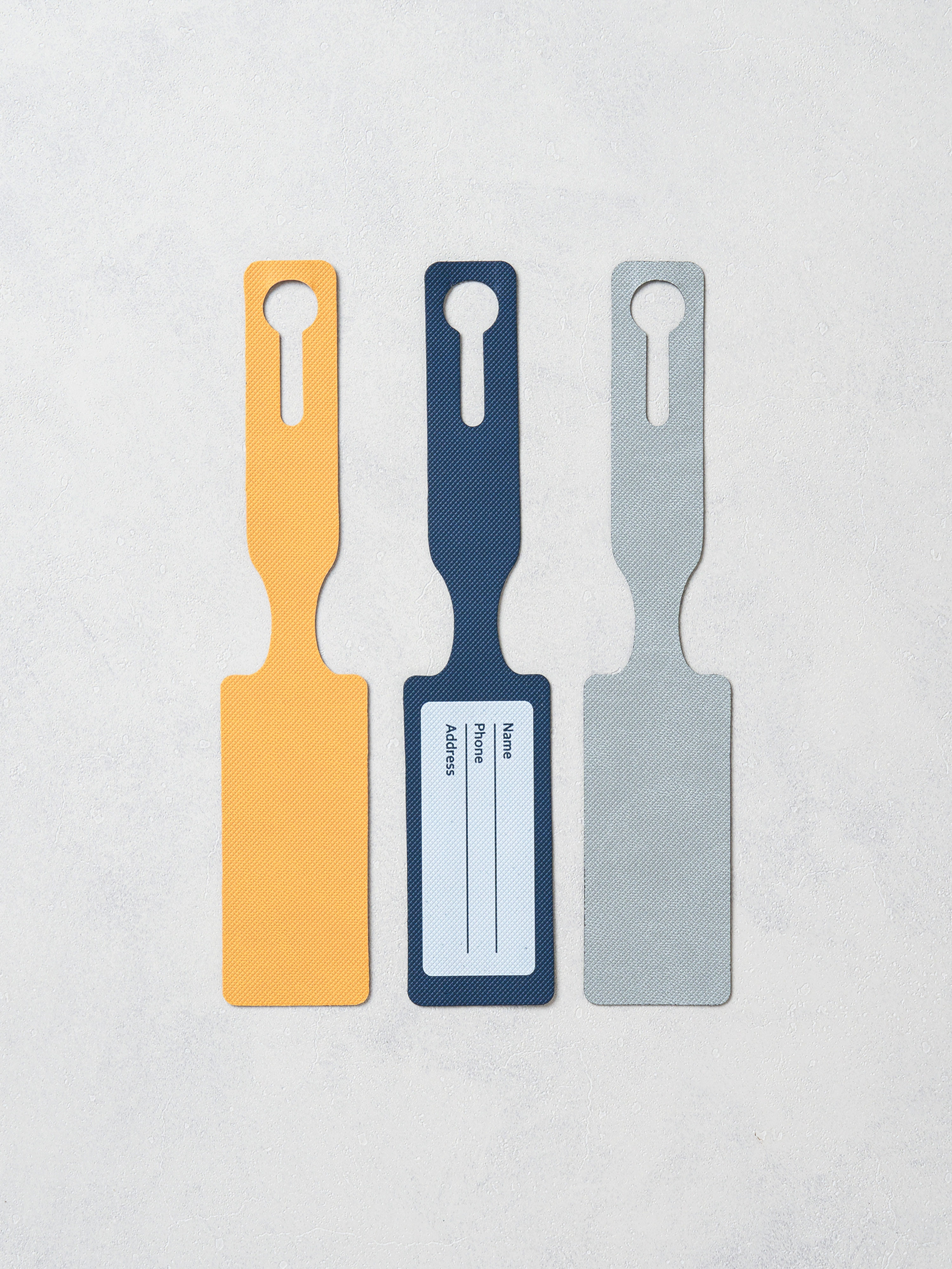3 travel name tags