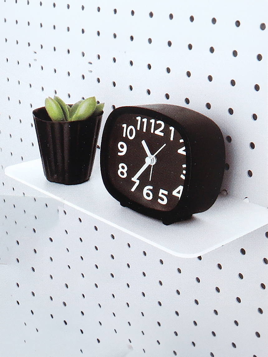Hole & Hole Flat Shelf