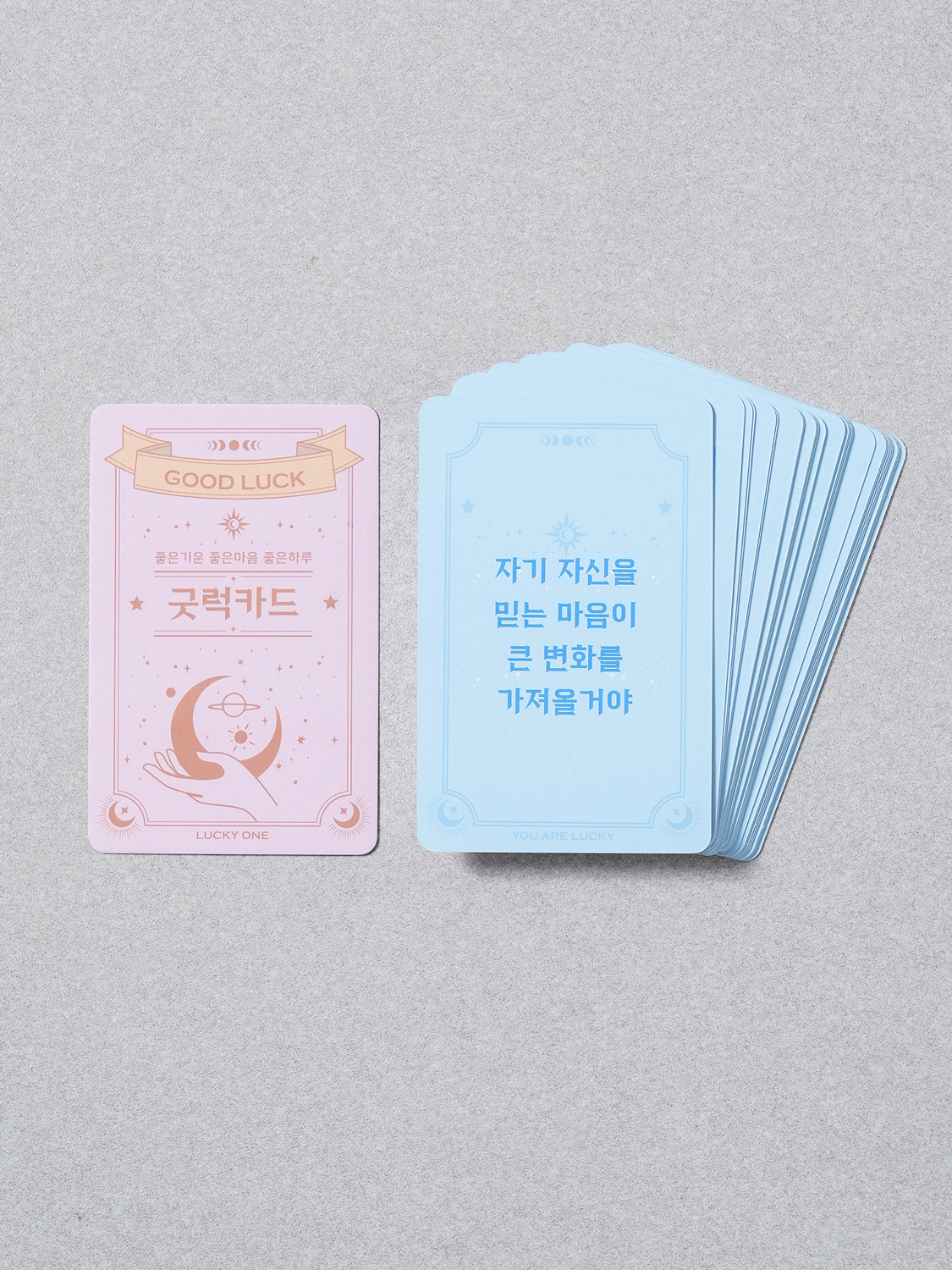 daily horoscope card