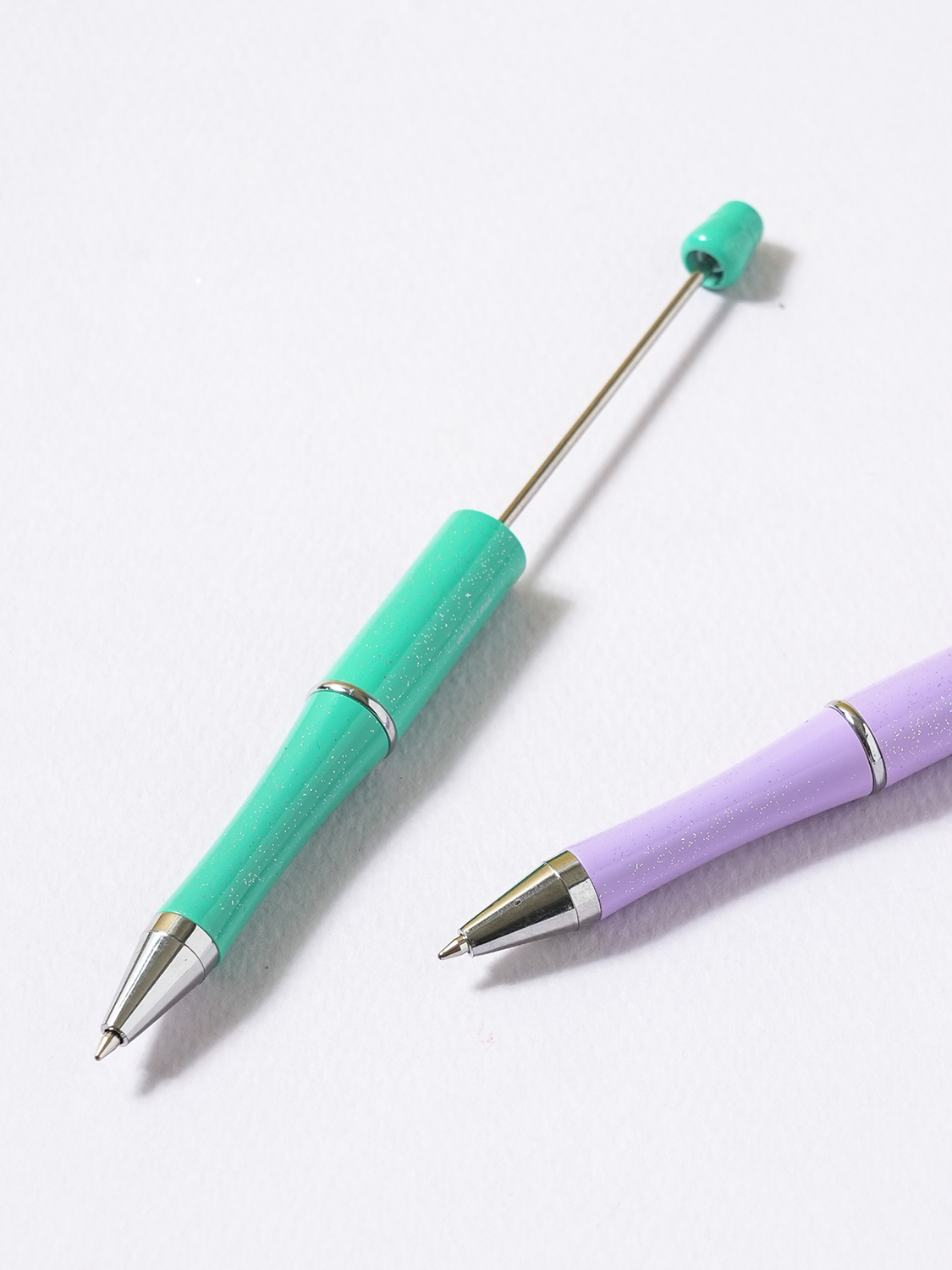 볼펜 꾸미기 글리터 펜대 0.7 mm 검정 2개입 퍼플＆그린