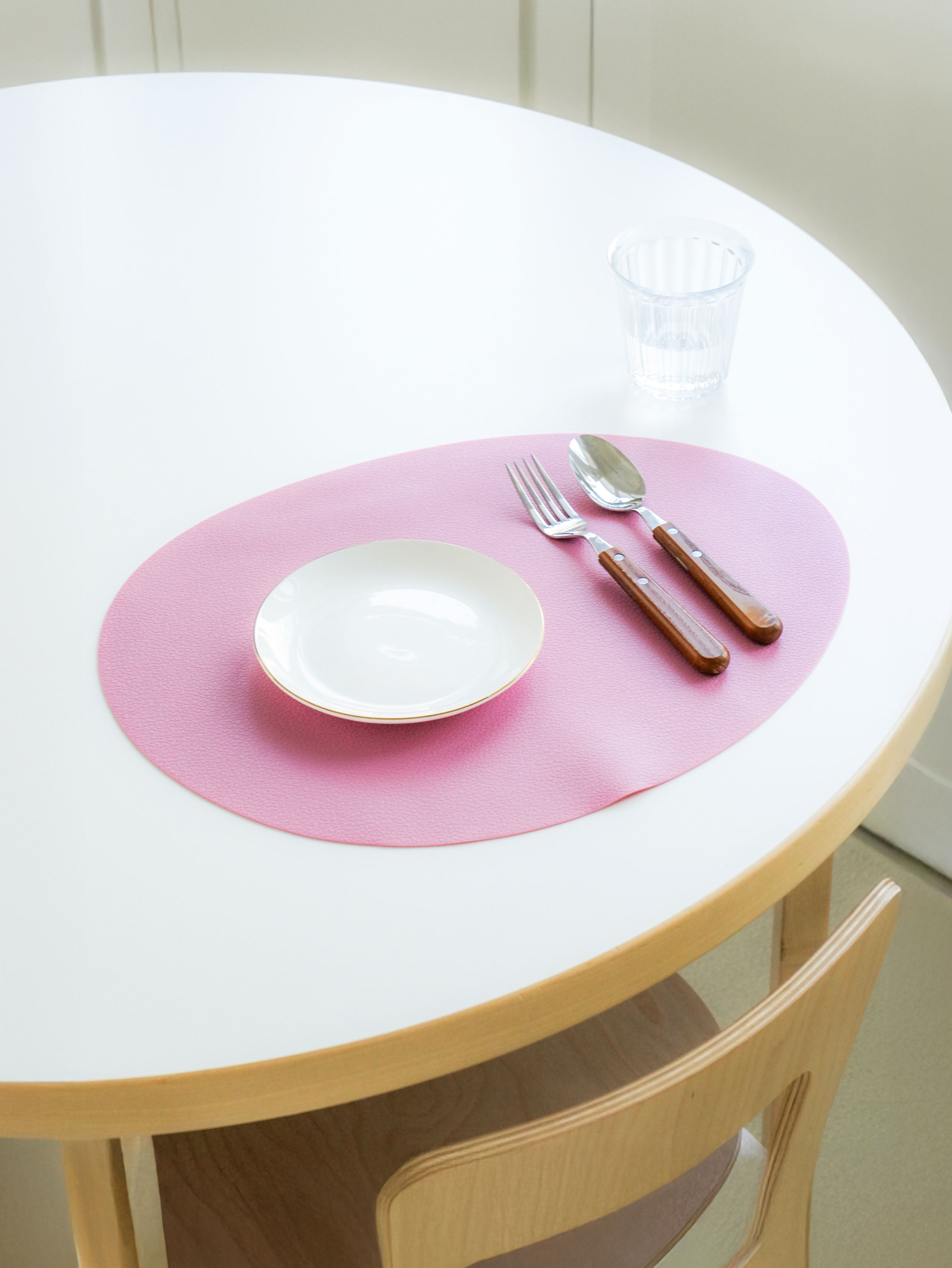 Silicone Oval Table Mat 42