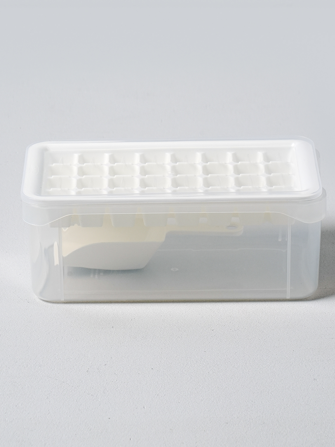 Ice tray 32-hole box
