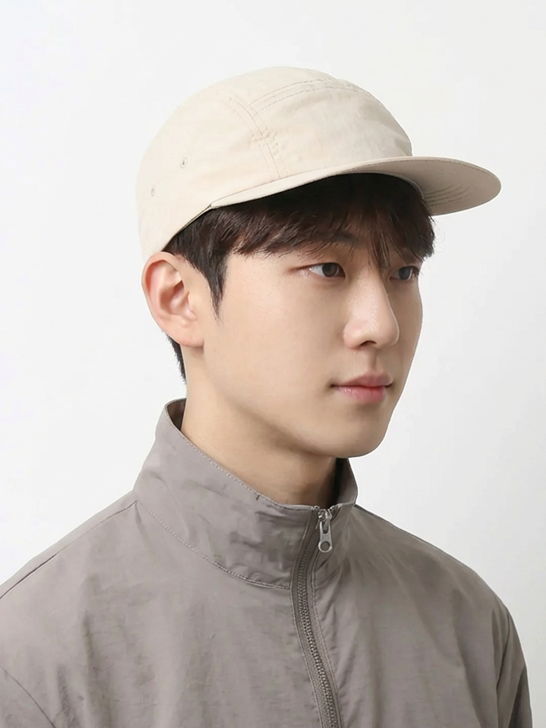 Nylon short brim camp cap ivory