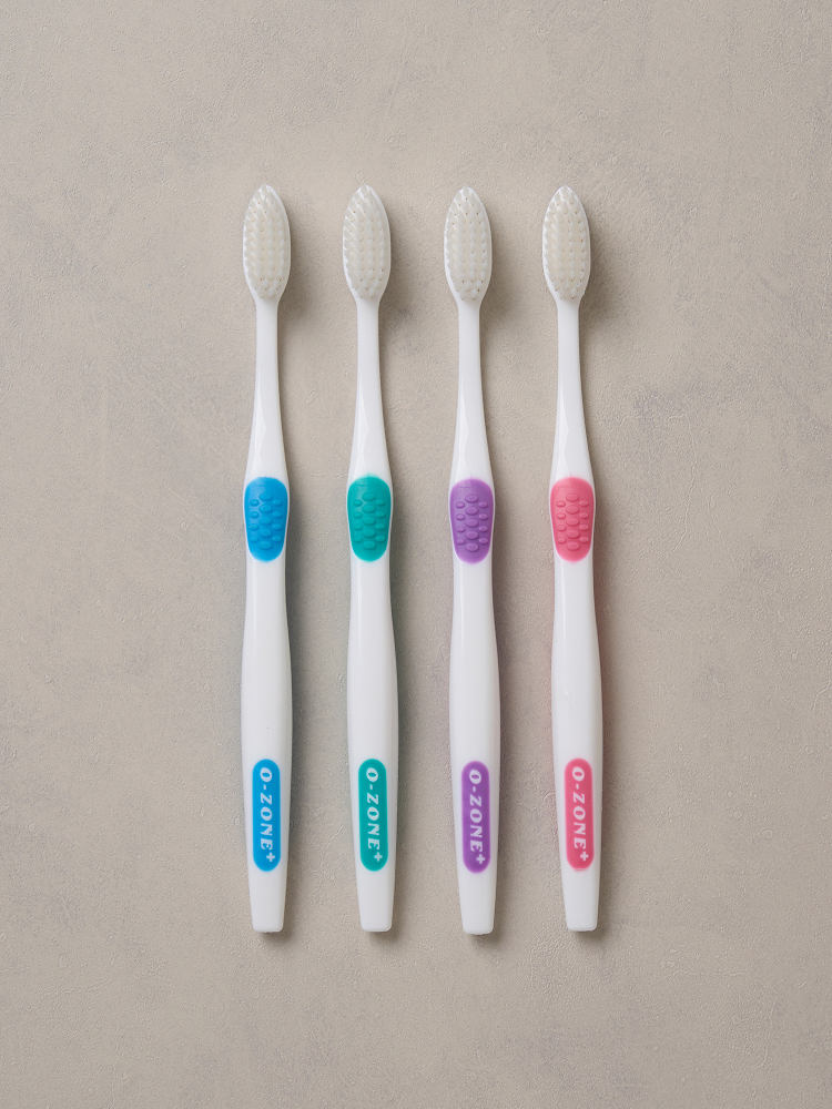 4 antibacterial regular bristle toothbrushes
