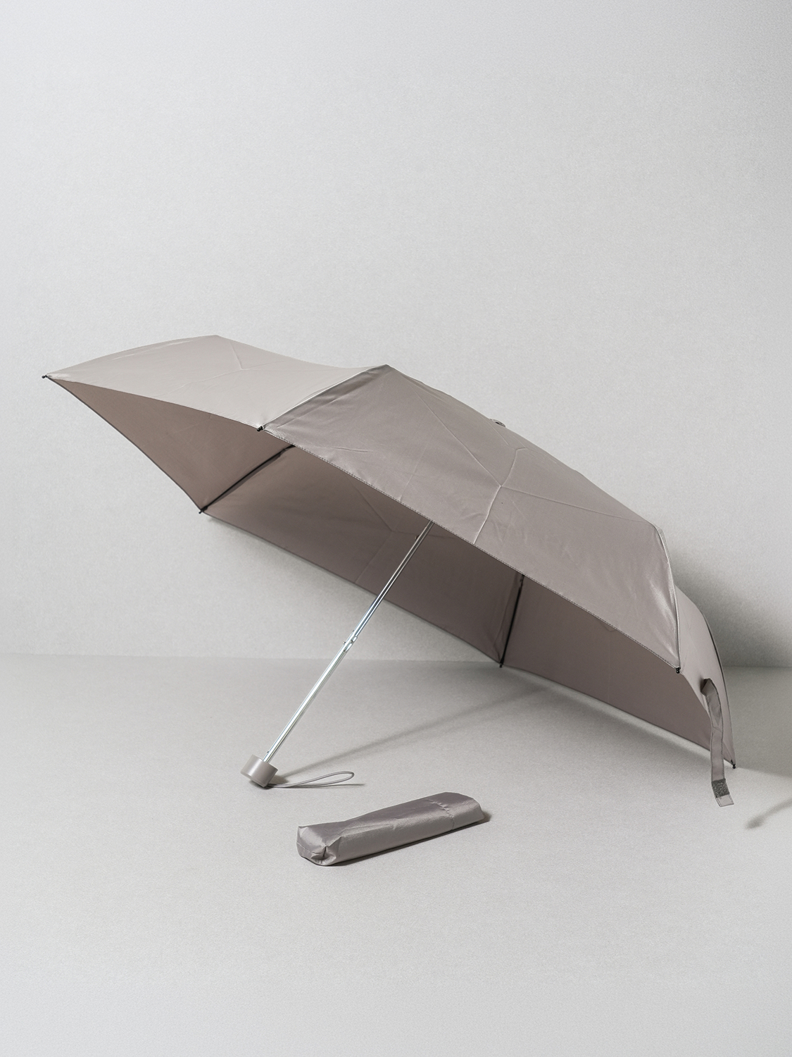 Large lightweight manual 3-fold umbrella 6K 58.5 cm gray