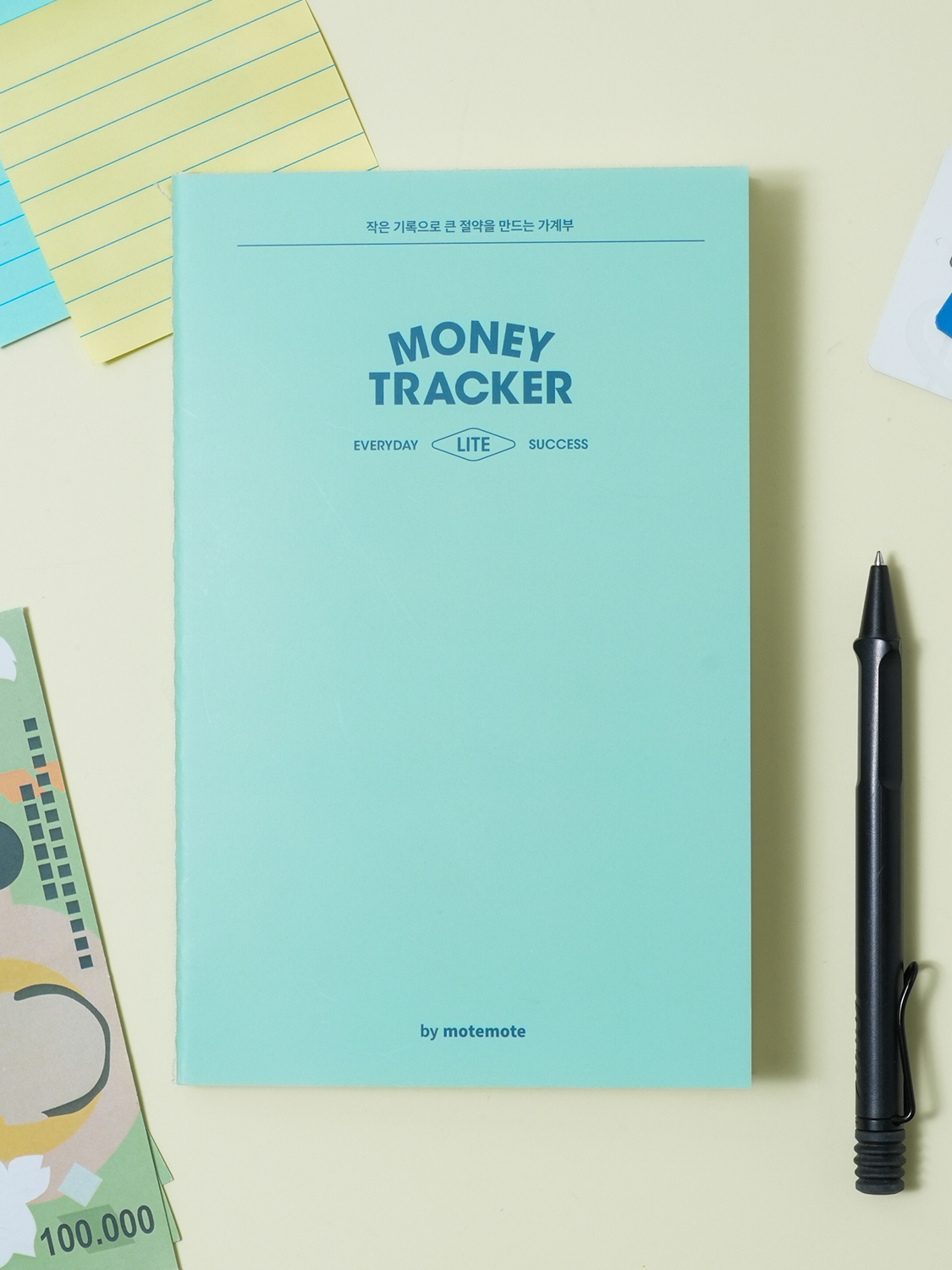 Motmot actual household account book (32 pieces)