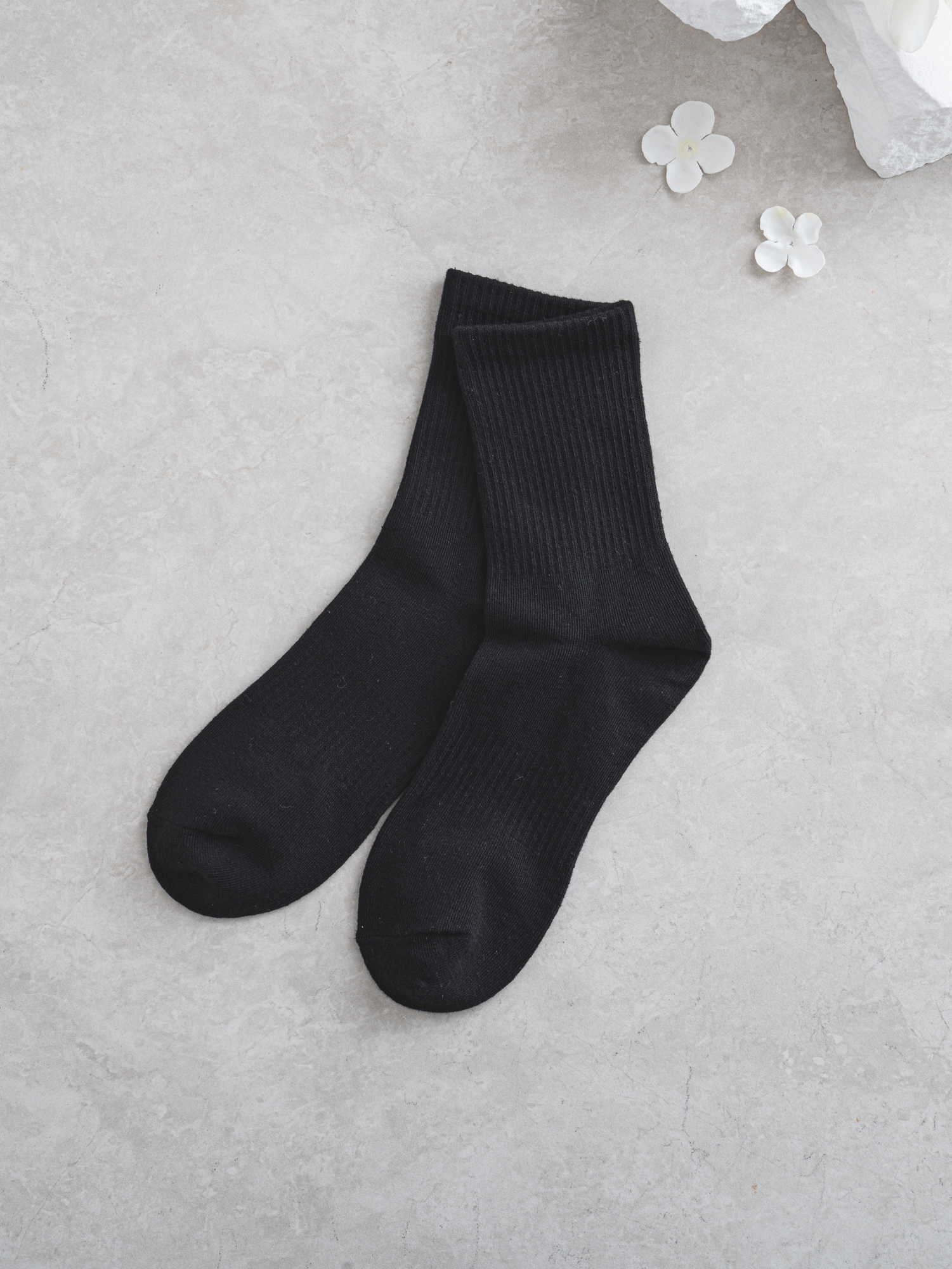 Monfoot Women's Ribbed Medium Neck Socks Black