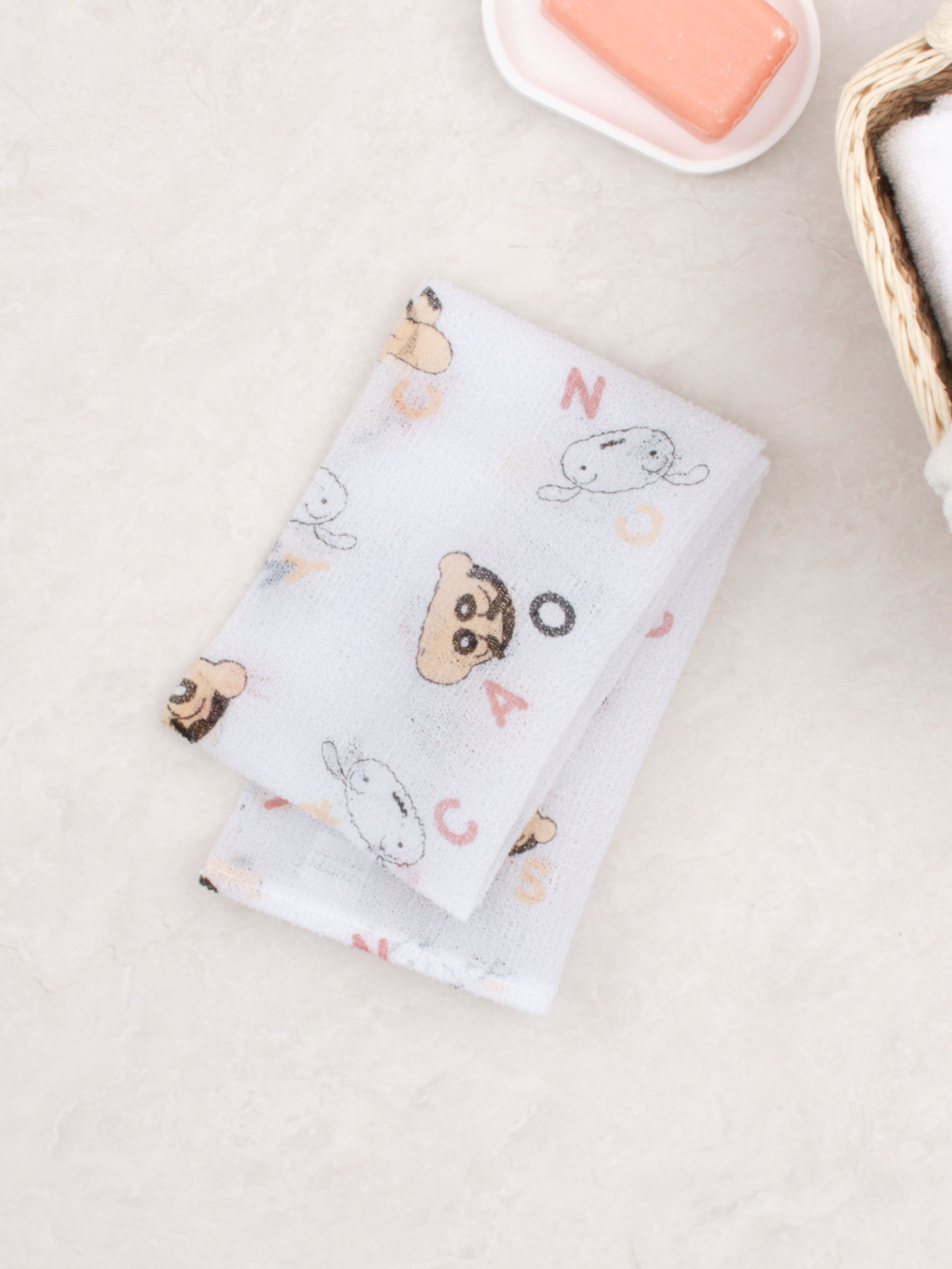 Crayon Shin-chan hard shower towel 29