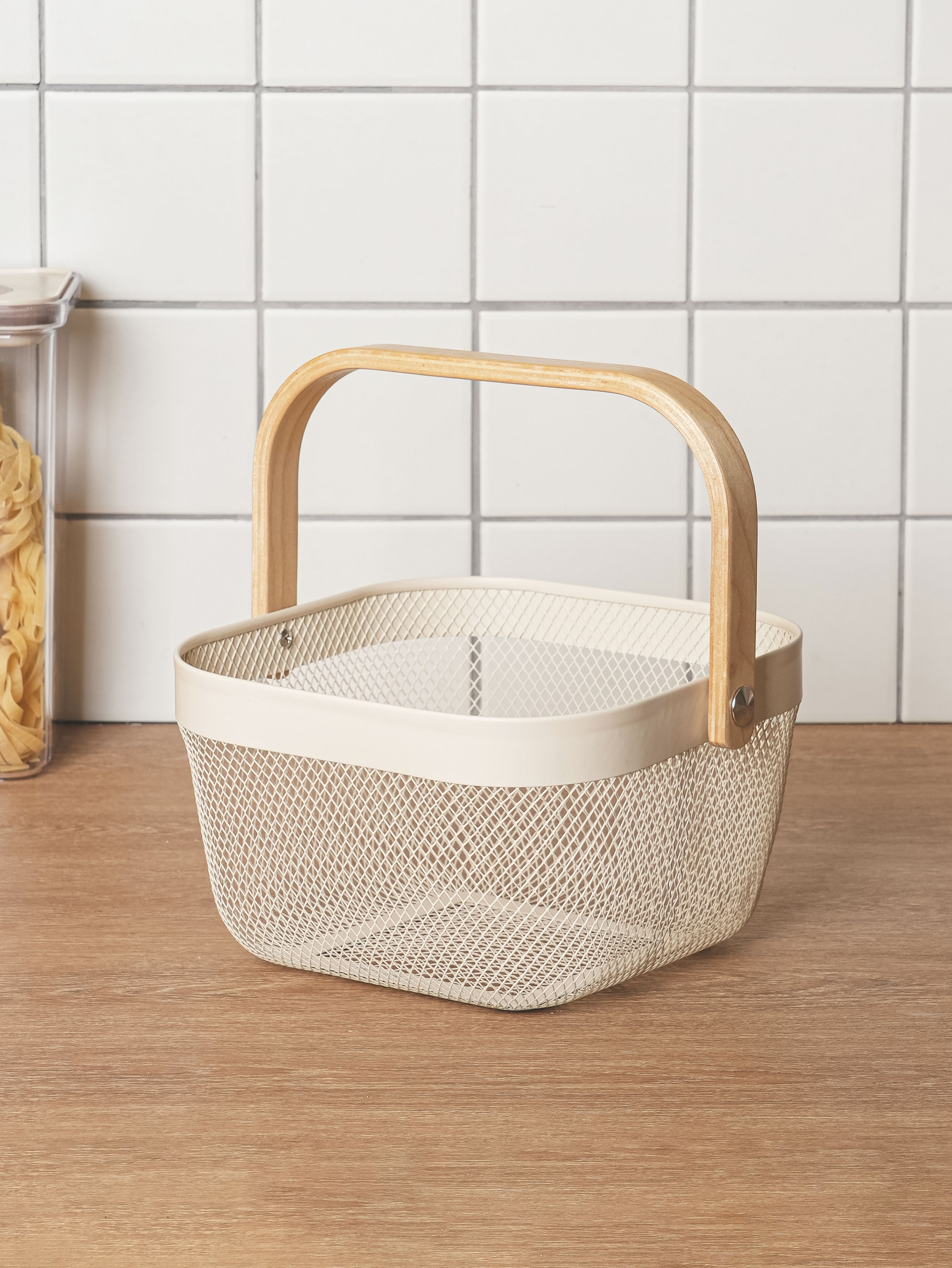 Wood handle mesh square basket