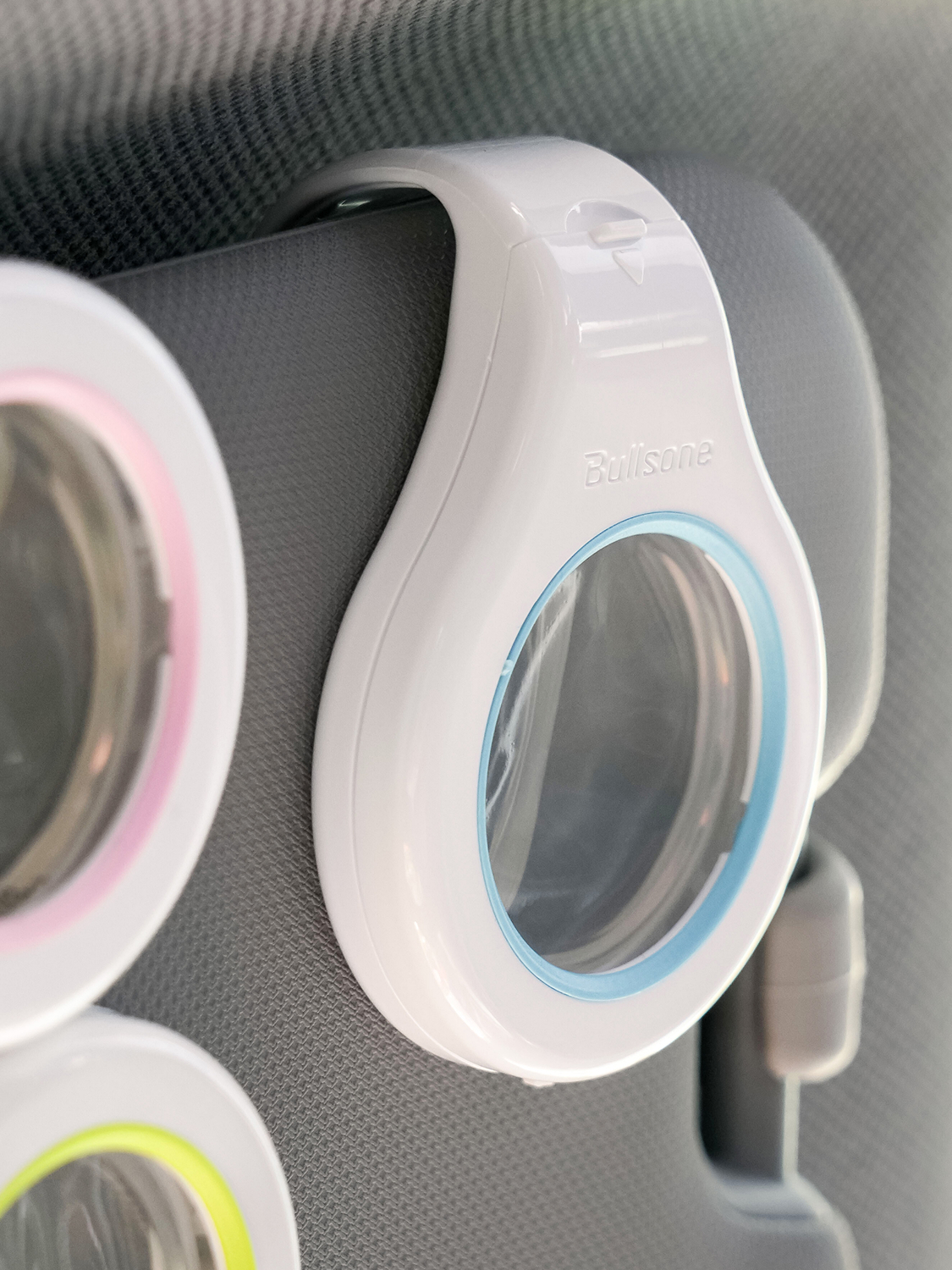 Bullsone sun visor clip type air freshener aqua scent
