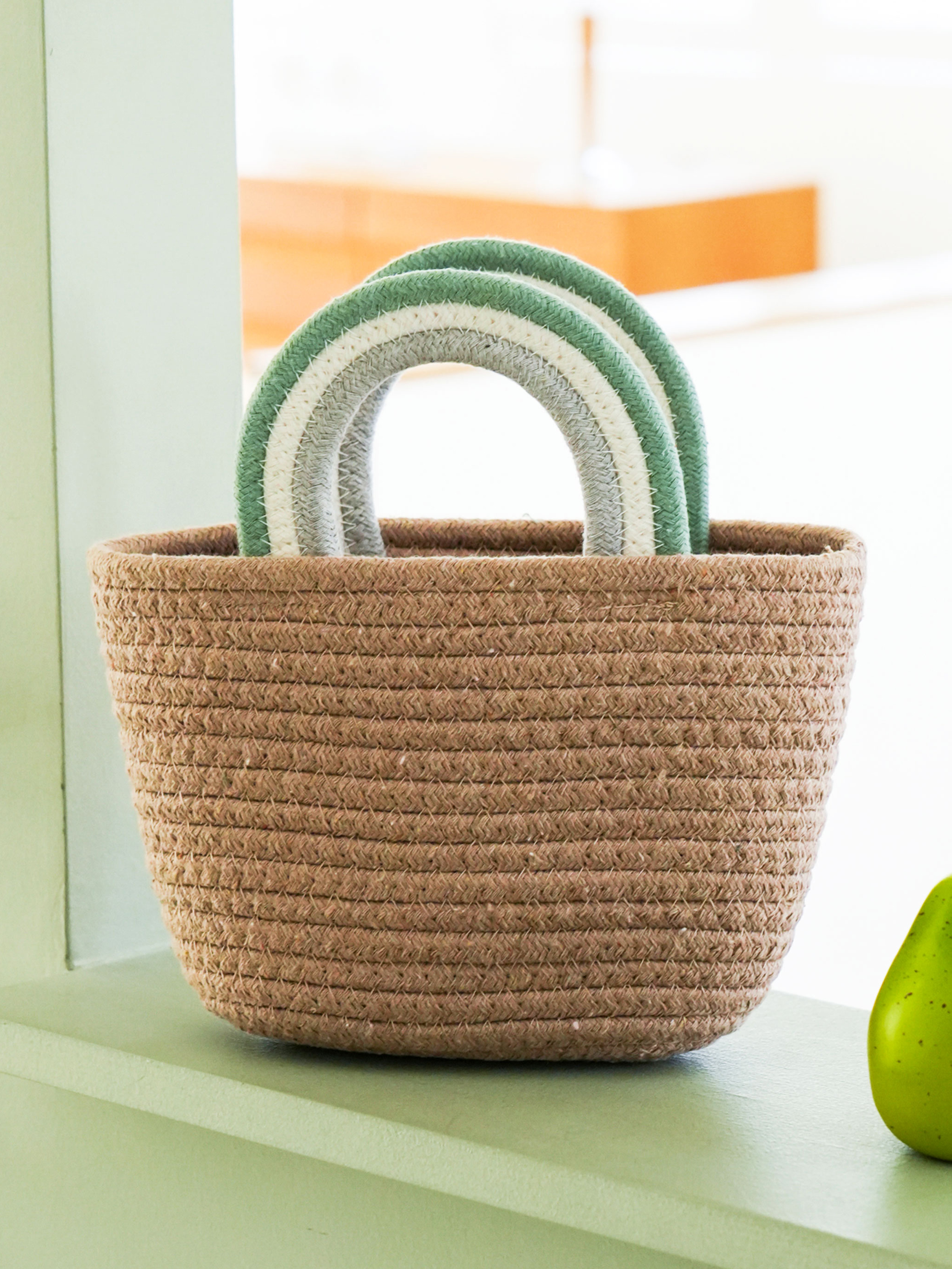 Textured handle bag green & brown