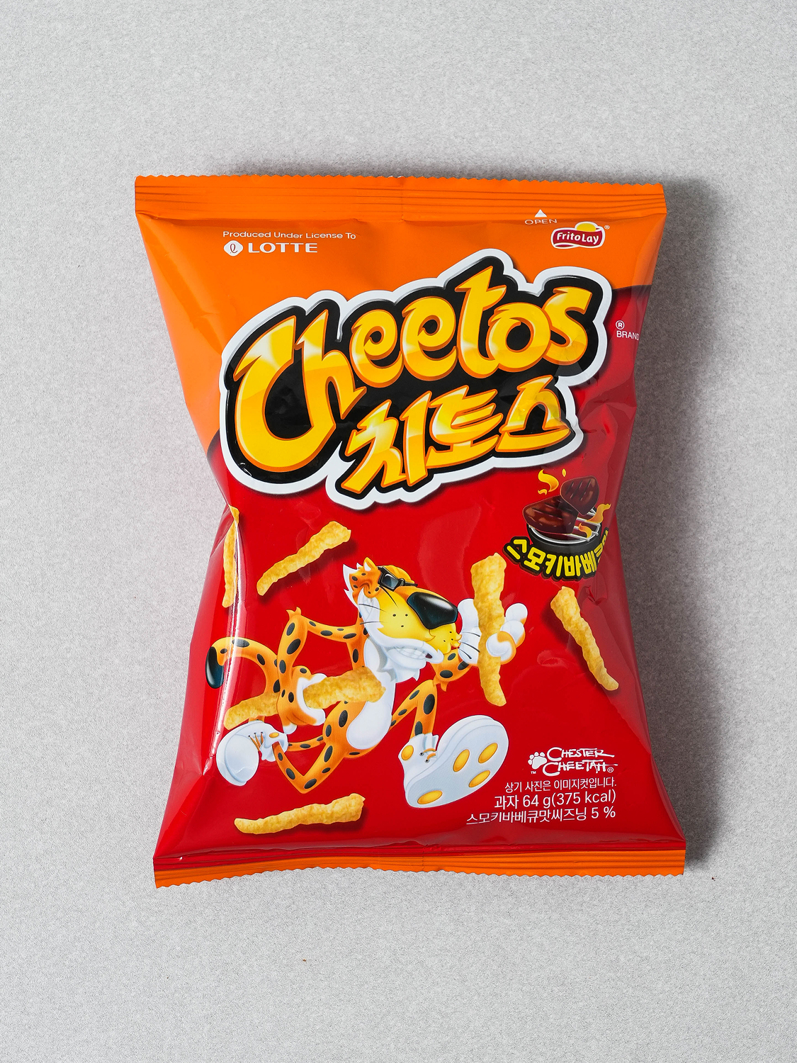 Lotte Cheetos Smokey BBQ Flavor 64 g