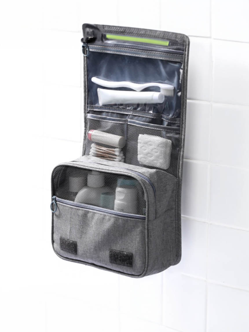 Luxury travel pouch with 6 pockets