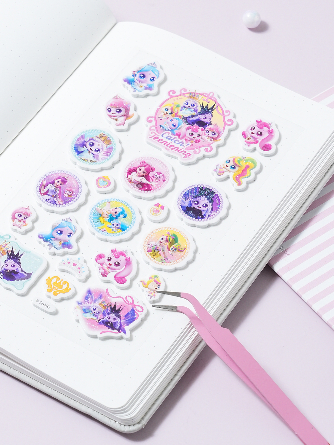 Catch! 1 piece of Tiniping 6 Royal Ping foam stickers