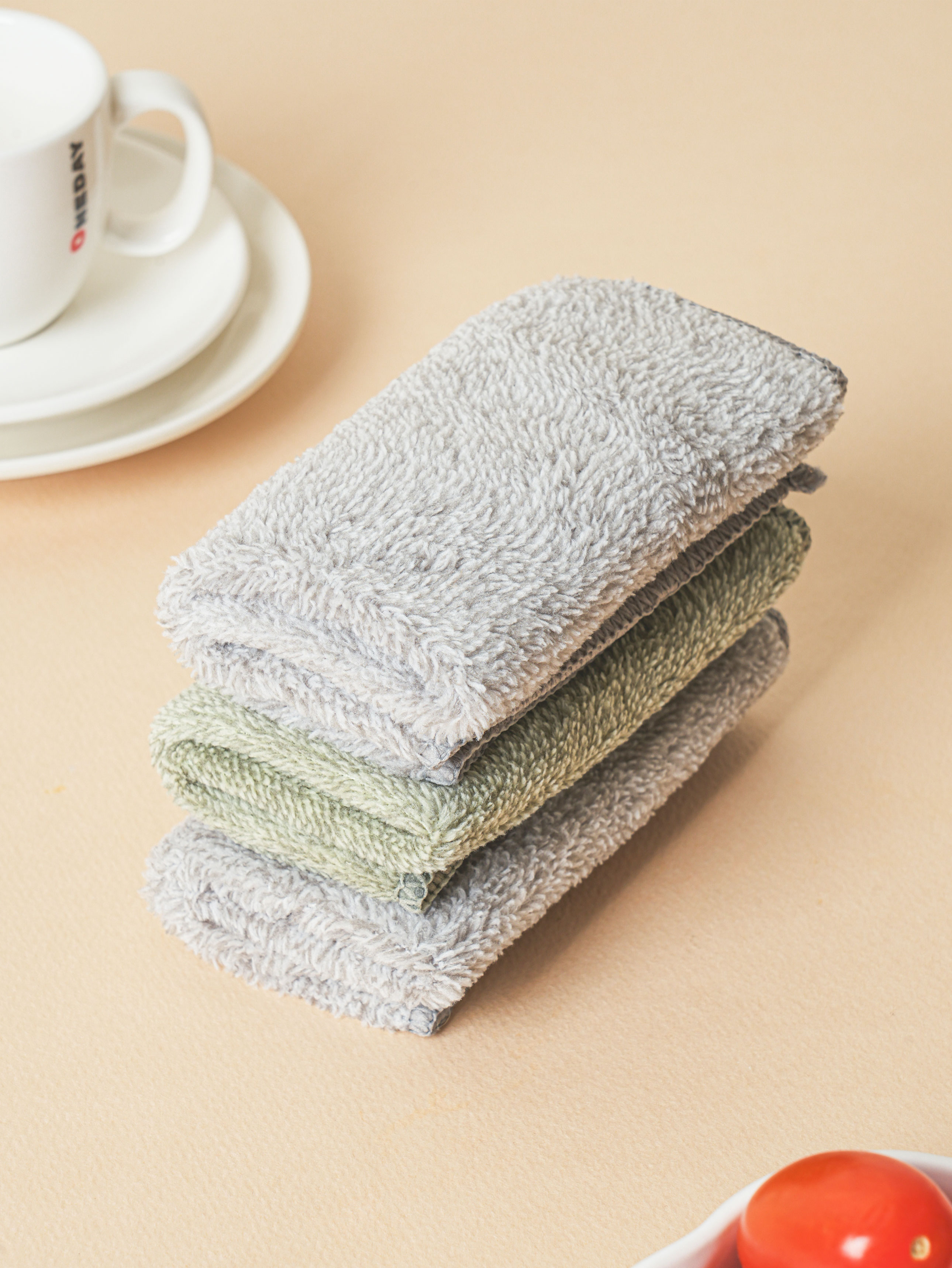 3 double-sided microfiber dishcloths