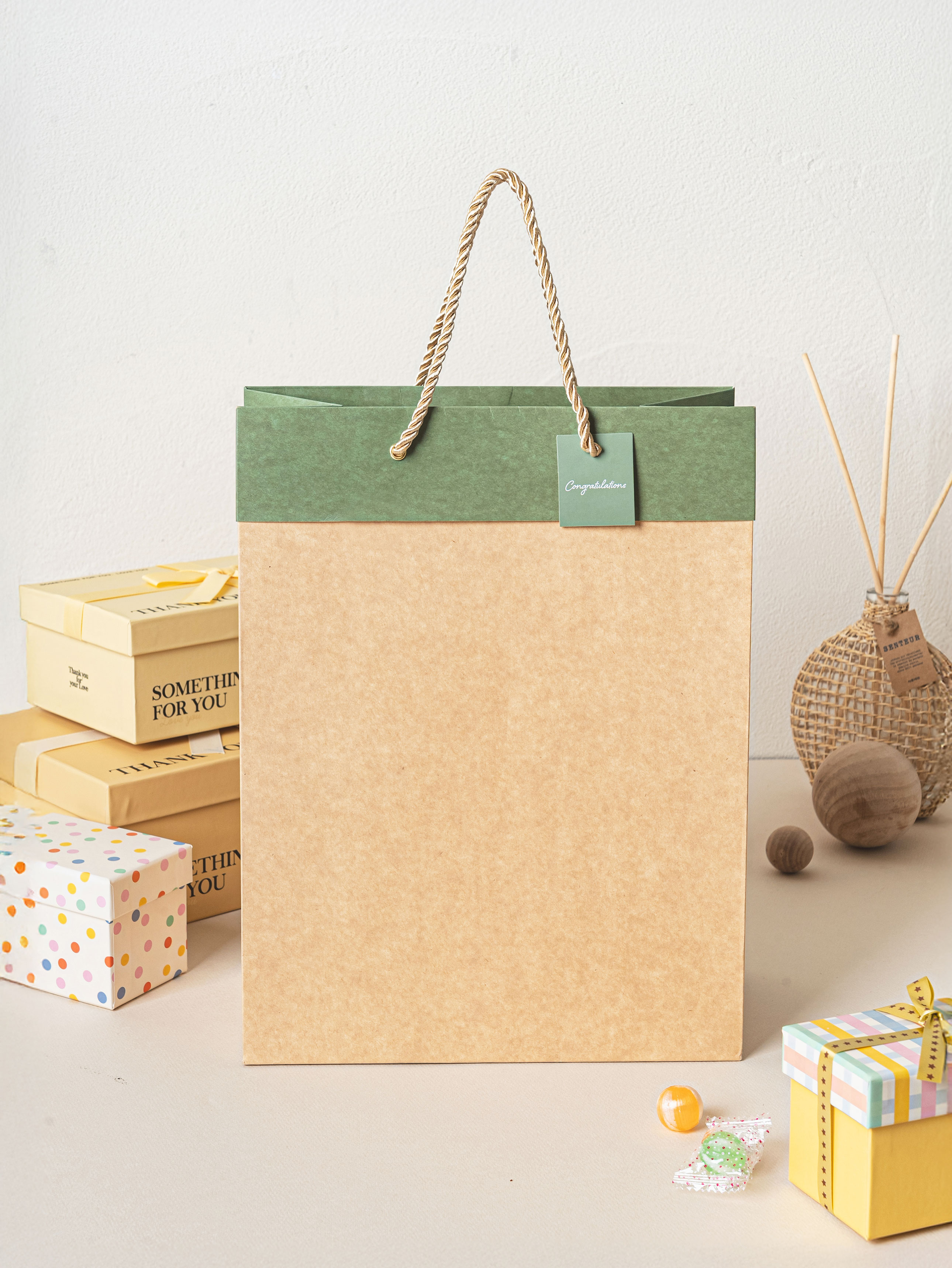 Top Point Kraft Vertical Gift Bag M Green