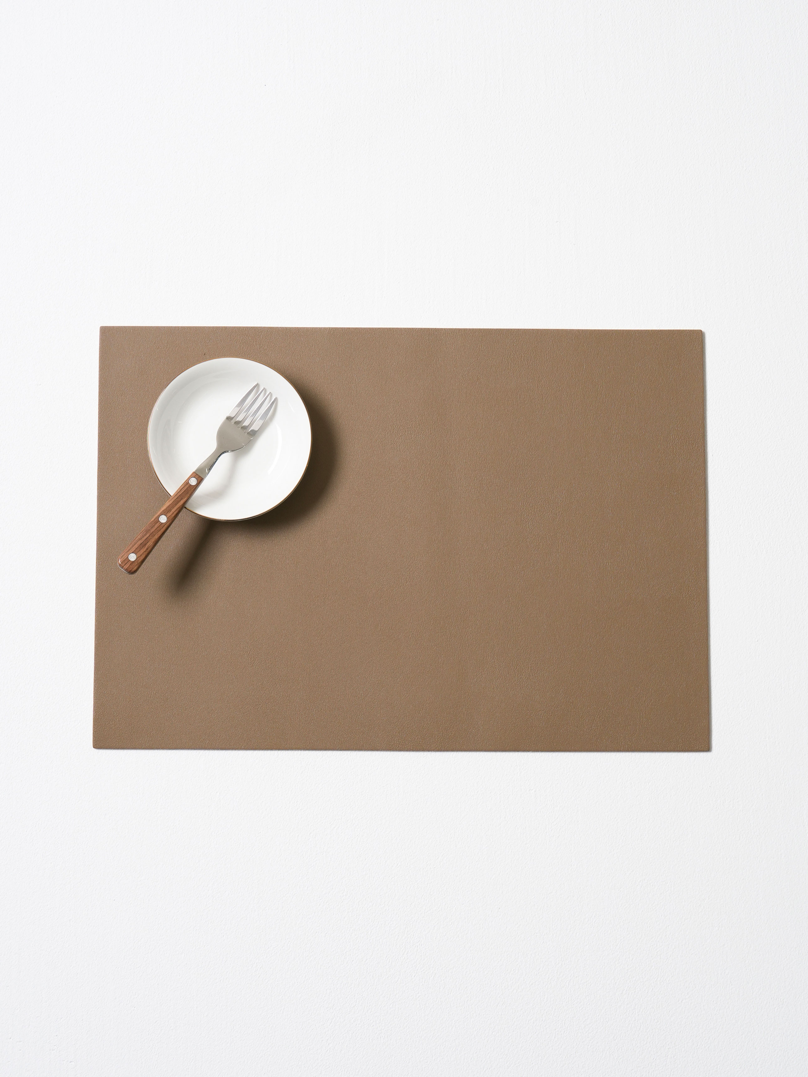 Double-sided leather-style dining table mat (approx. 43