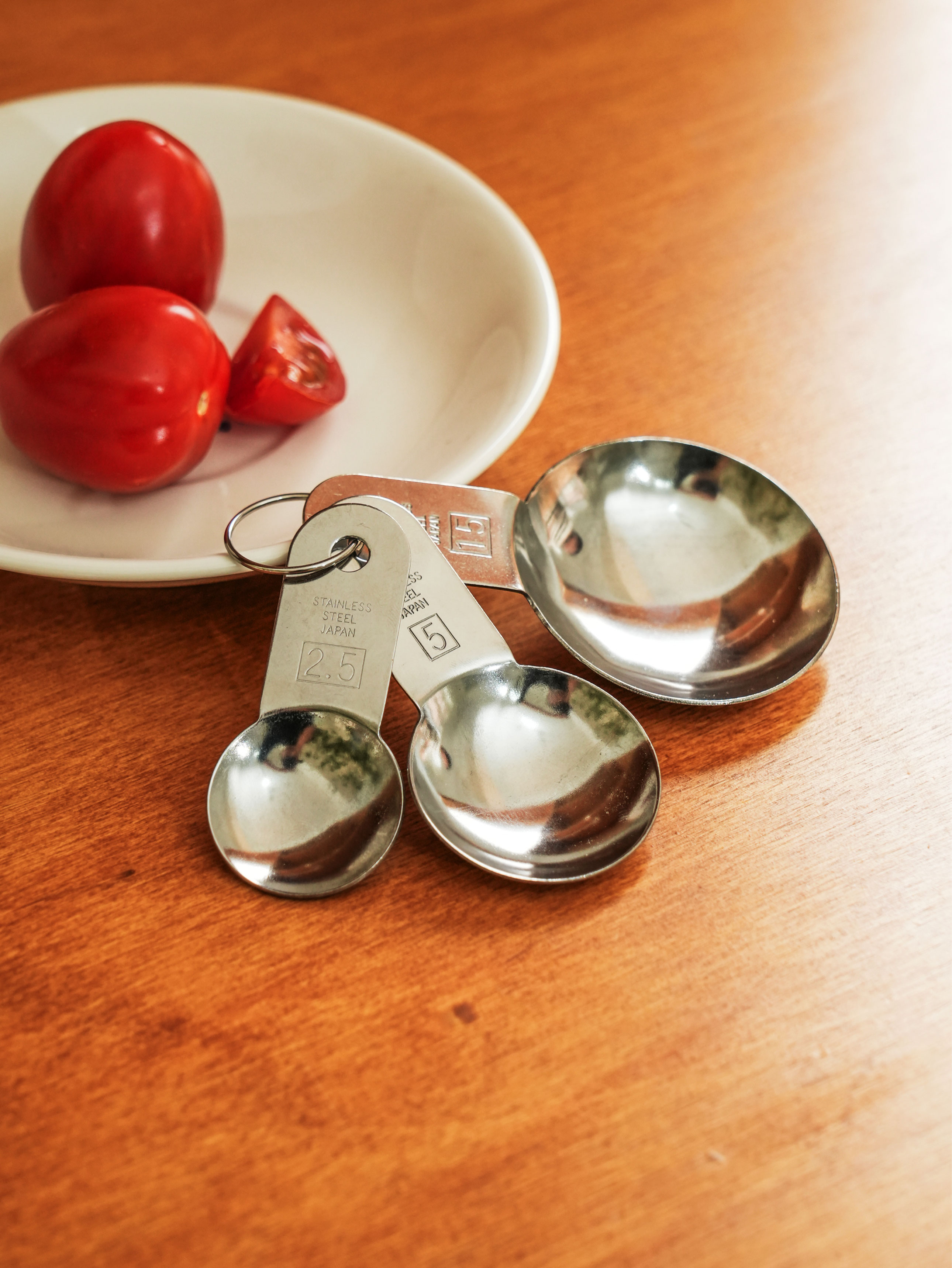 Set of 3 compact measuring spoons made in Japan