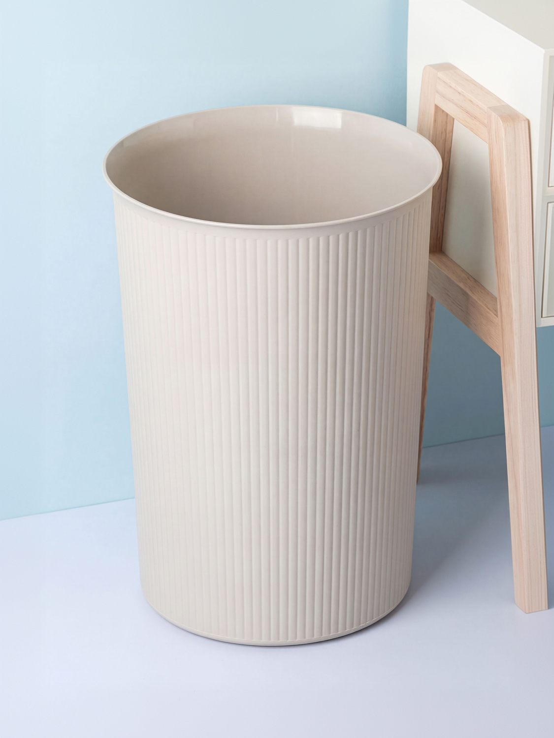 Wrinkle trash bin 10 L