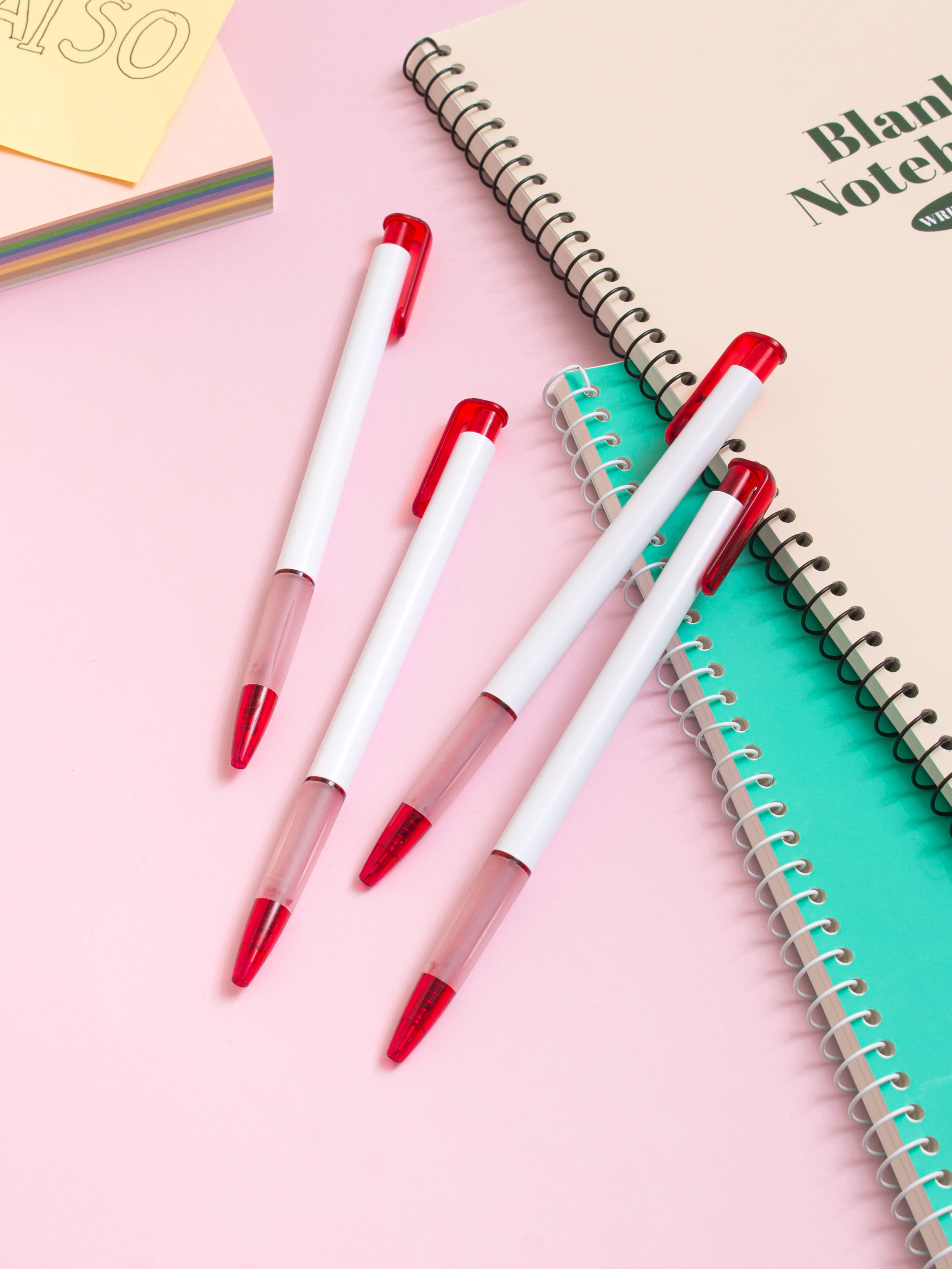 Ultra low viscosity ballpoint pen red 0.7mm 4 pieces