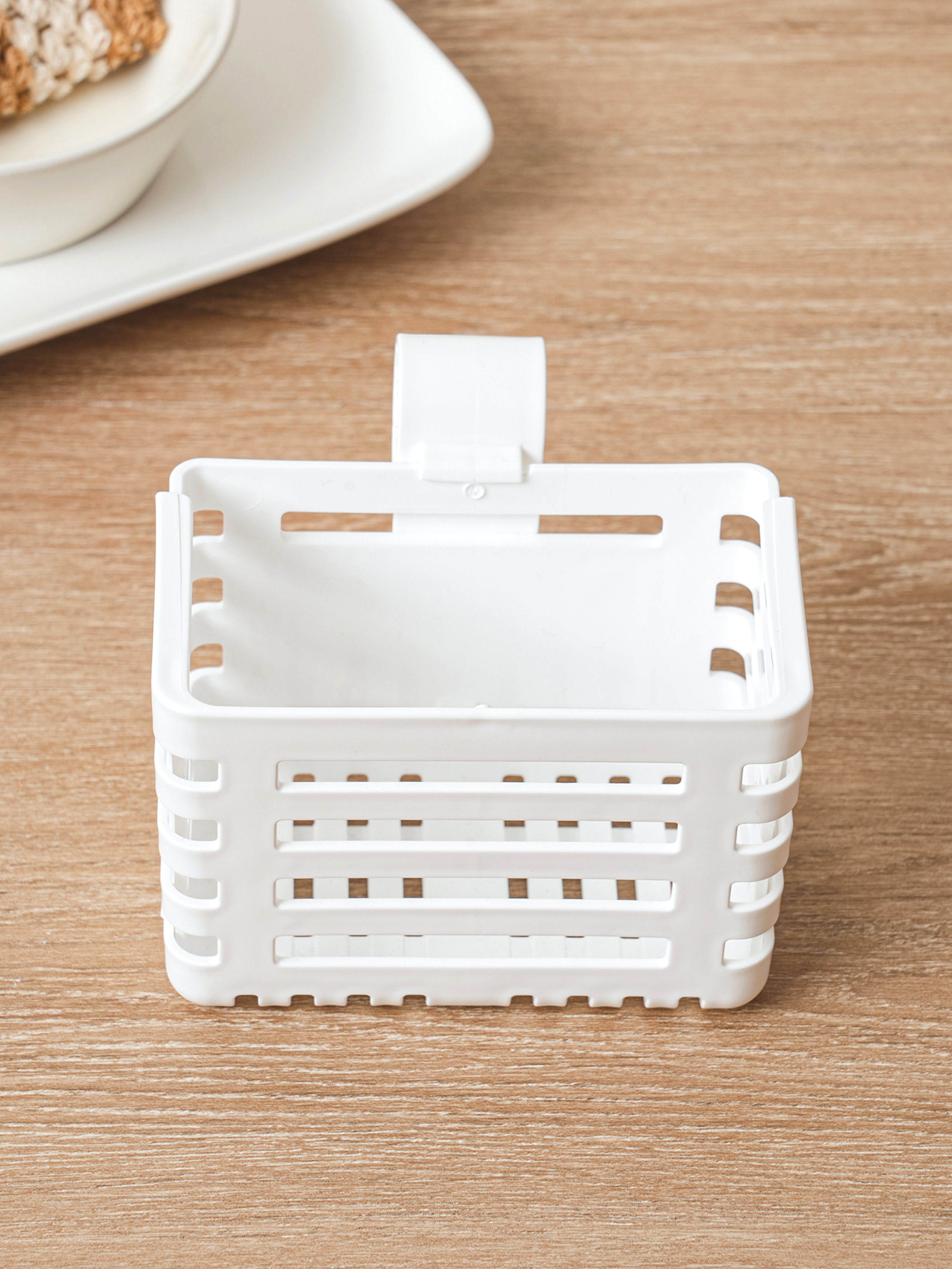 Made in Japan, size-adjustable drain holder