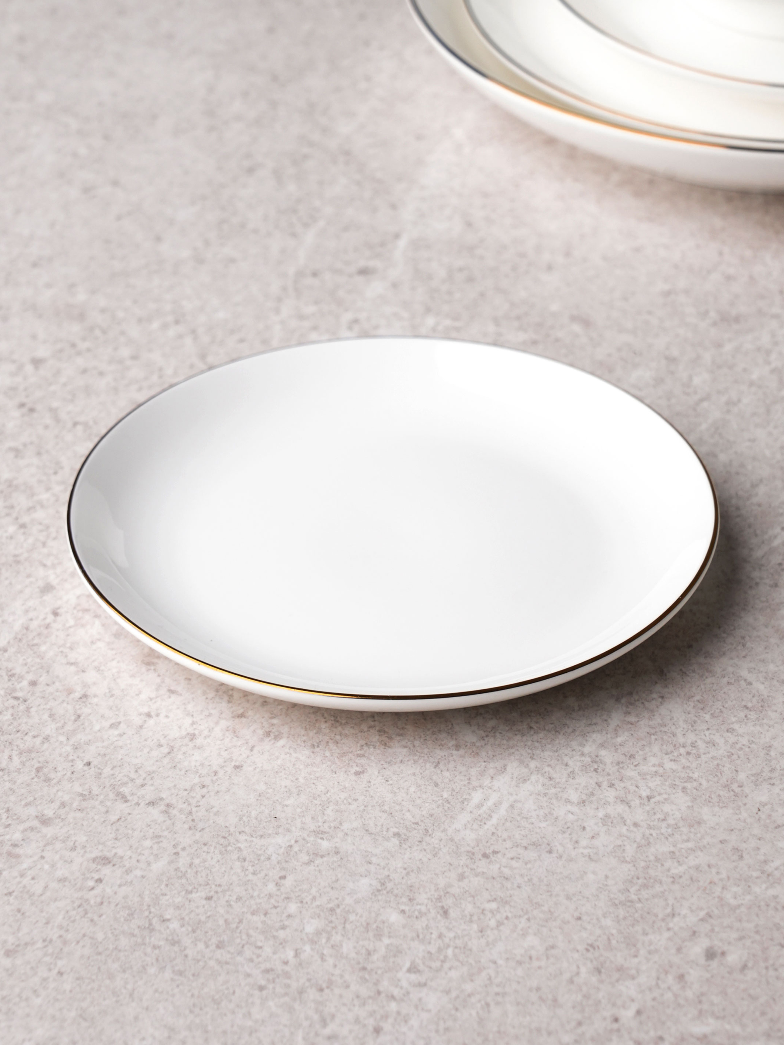 Newborn gold plate 18 cm