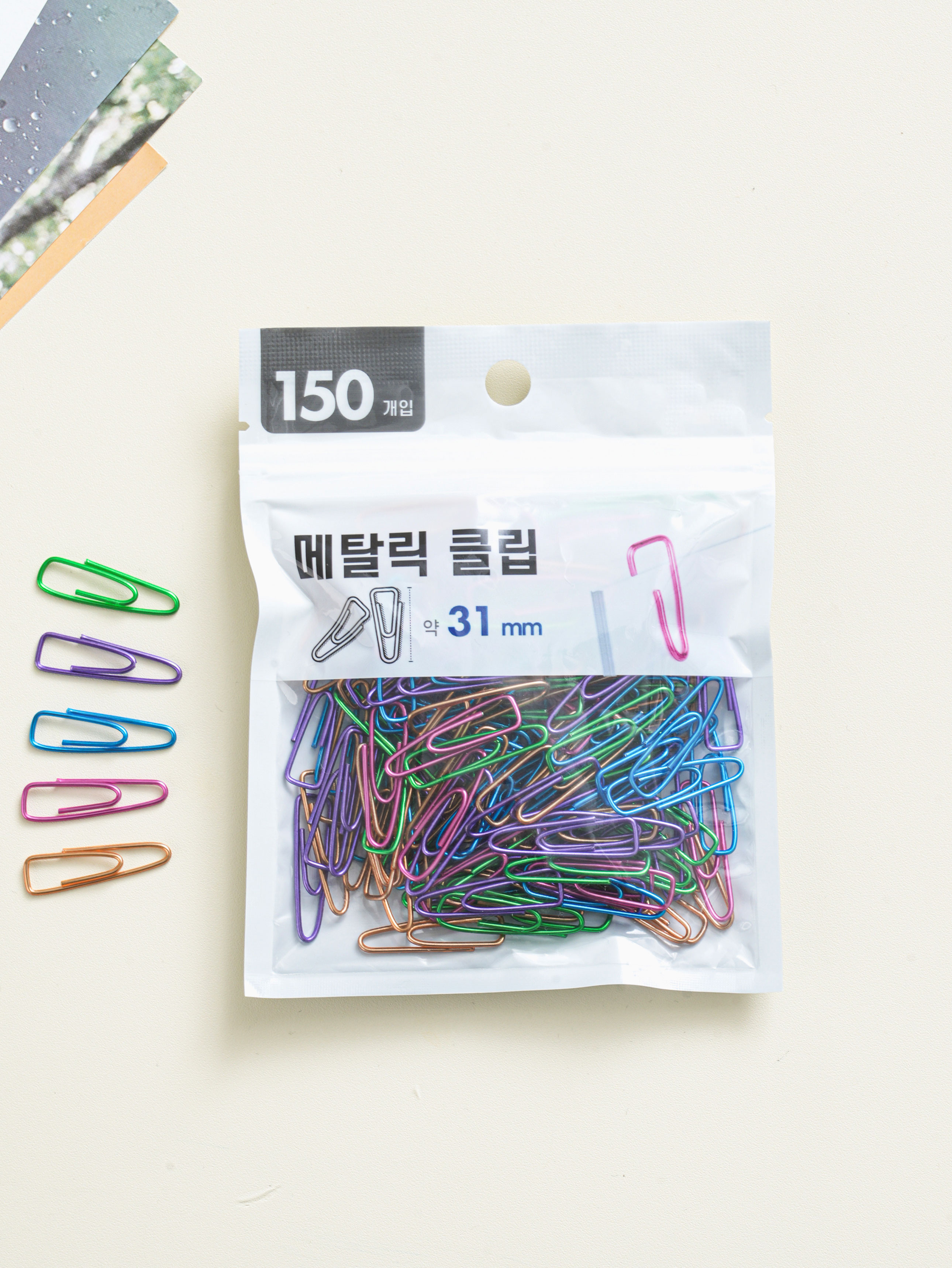 Metallic color clips 31 mm, 150 pieces