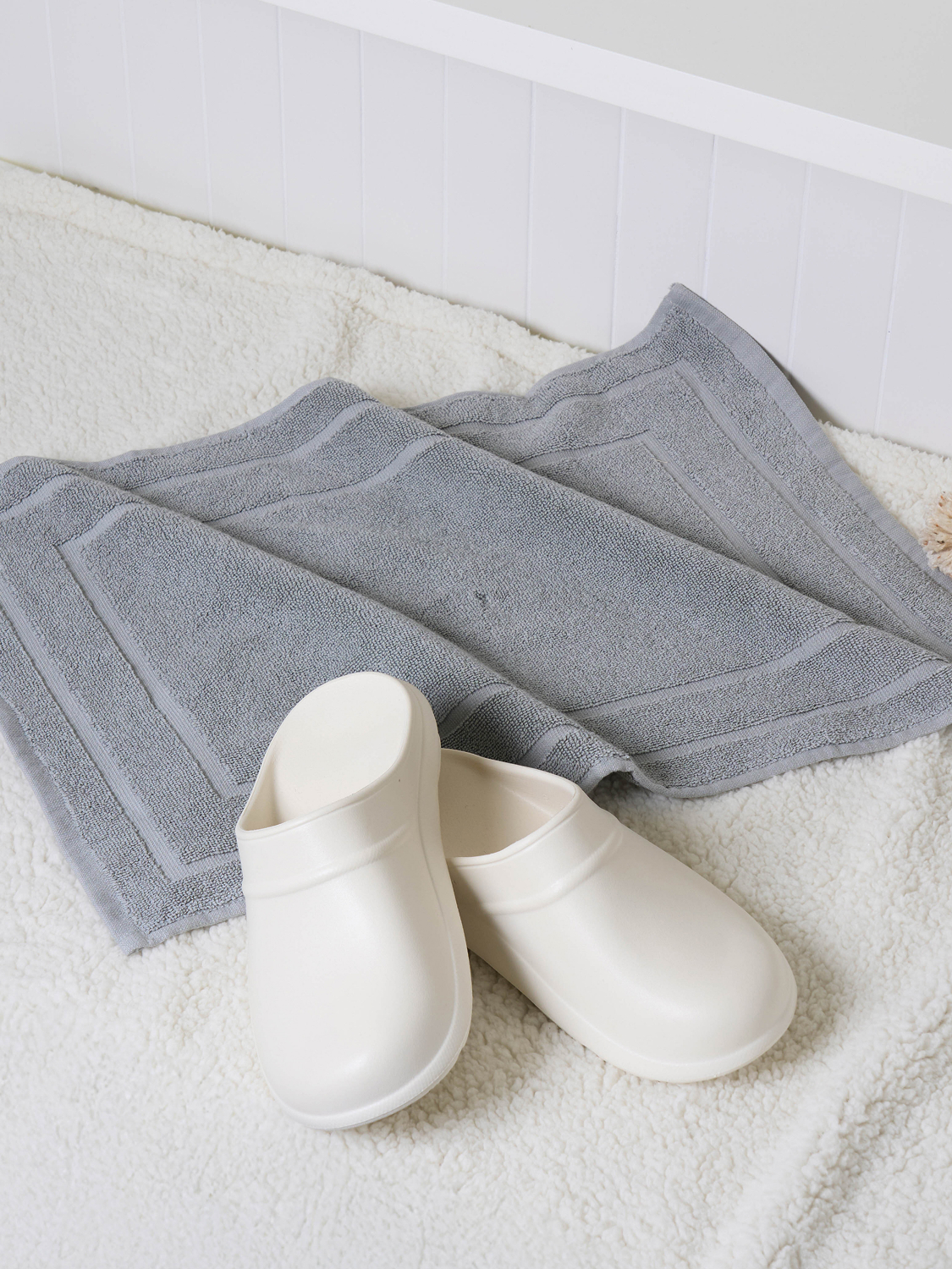Cotton solid towel 60 x 40 cm gray