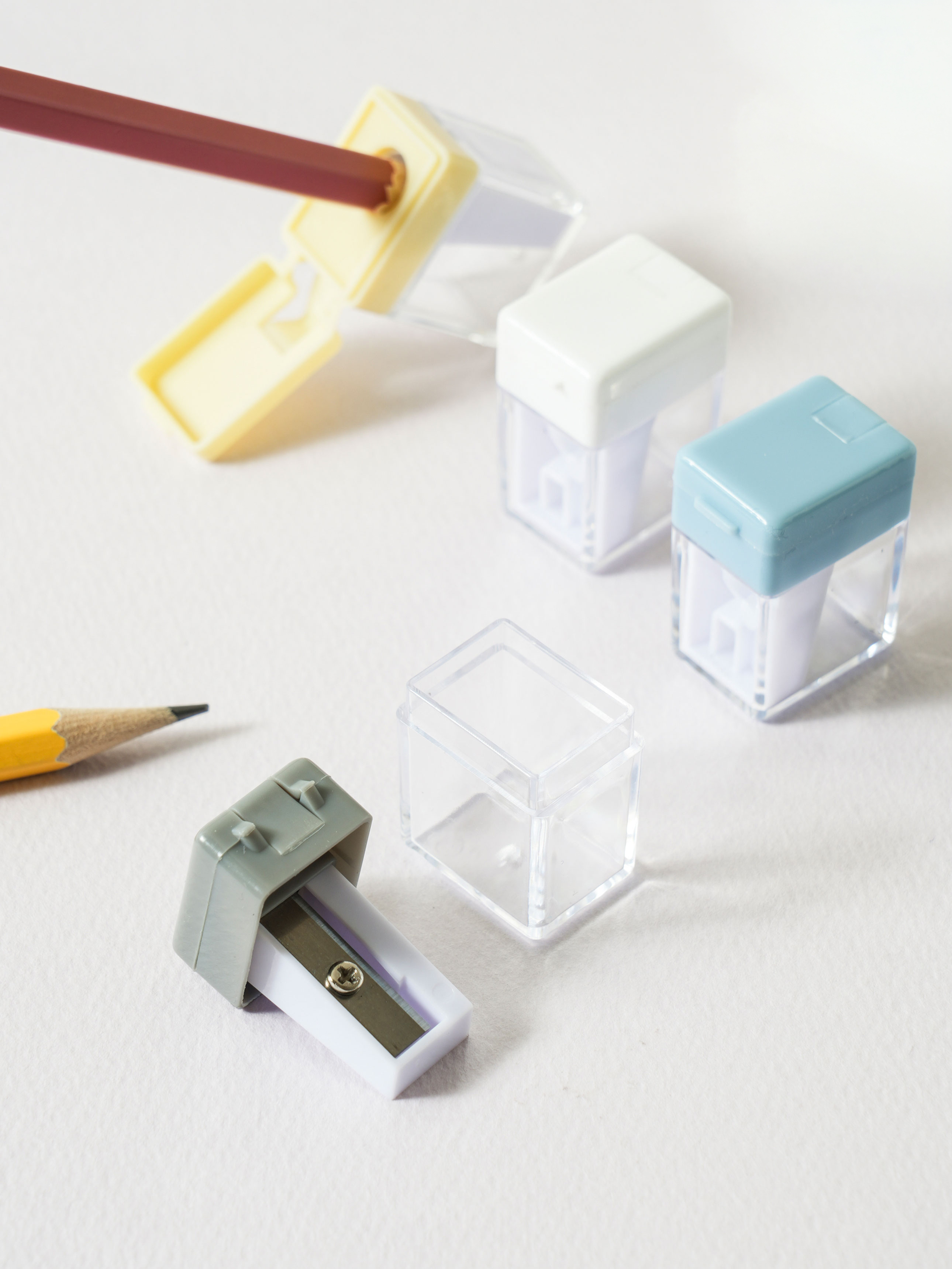 4 mini pencil sharpeners