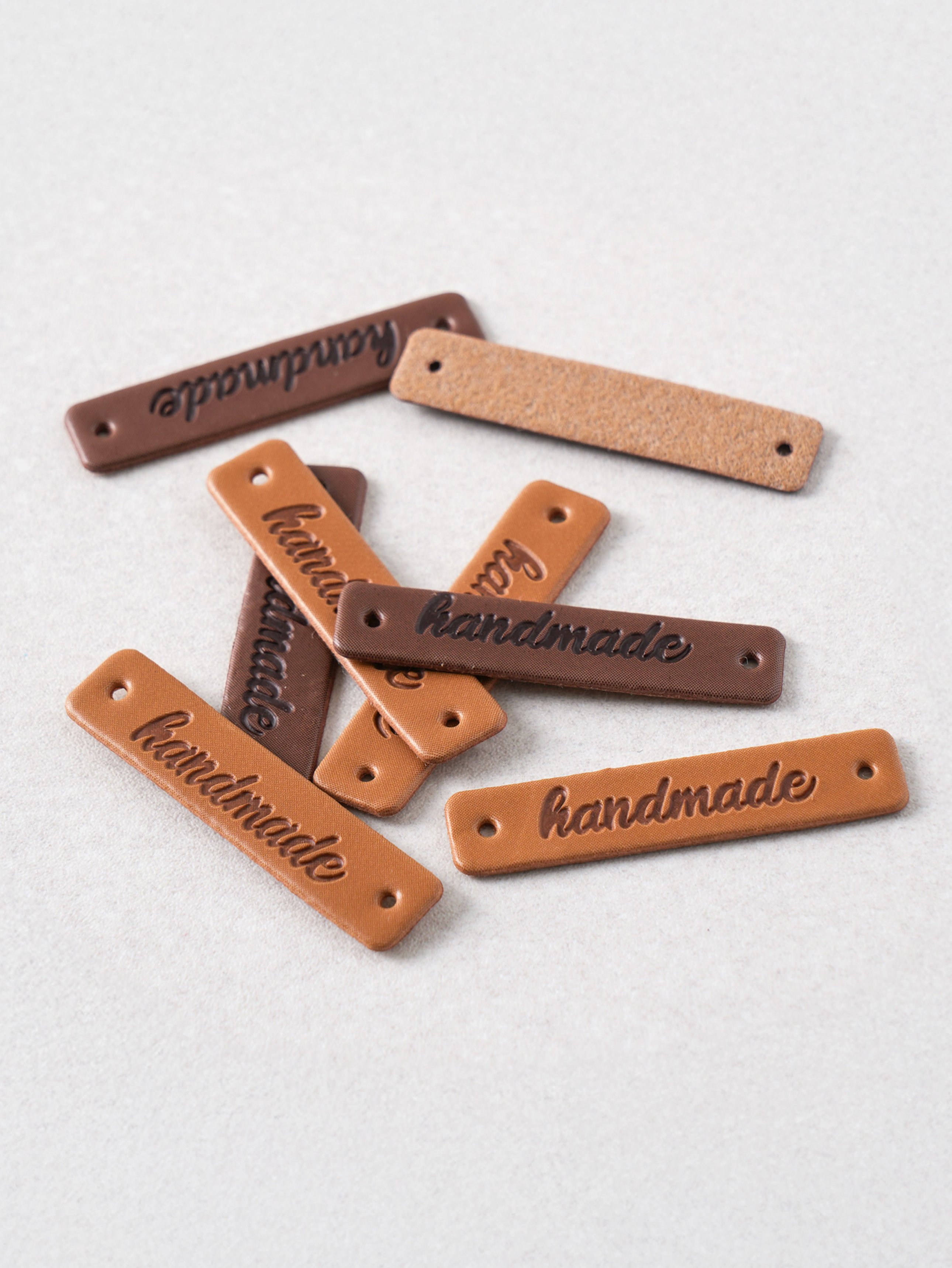 8 leather-like engraved labels, beige & brown