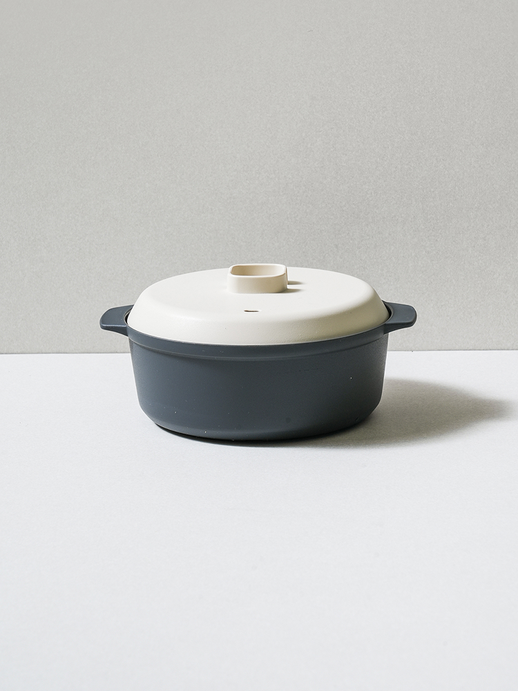 Made in Japan Microwavable single serving pot 1.4 L