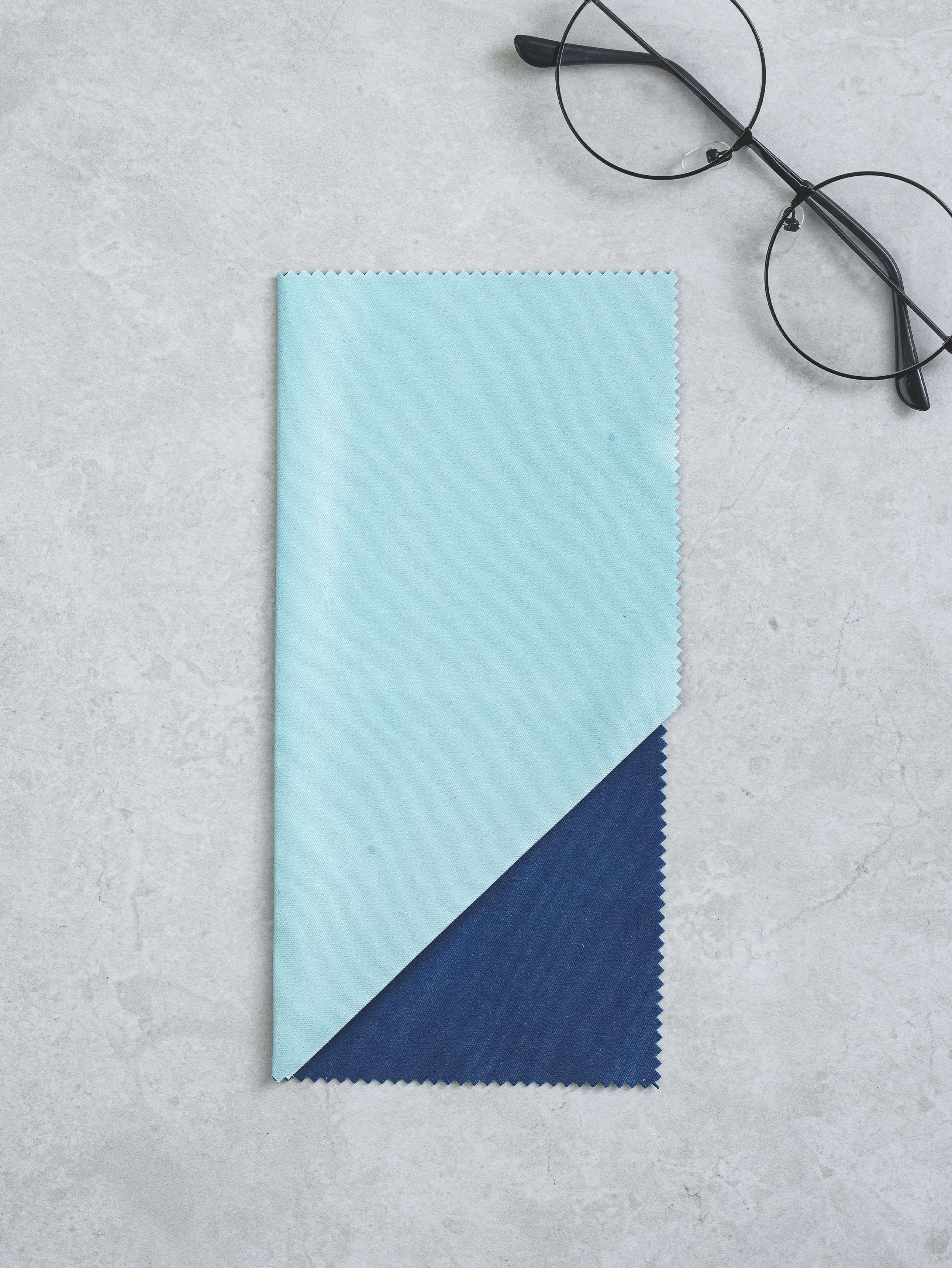 Microfiber double-sided glasses cleaning mint